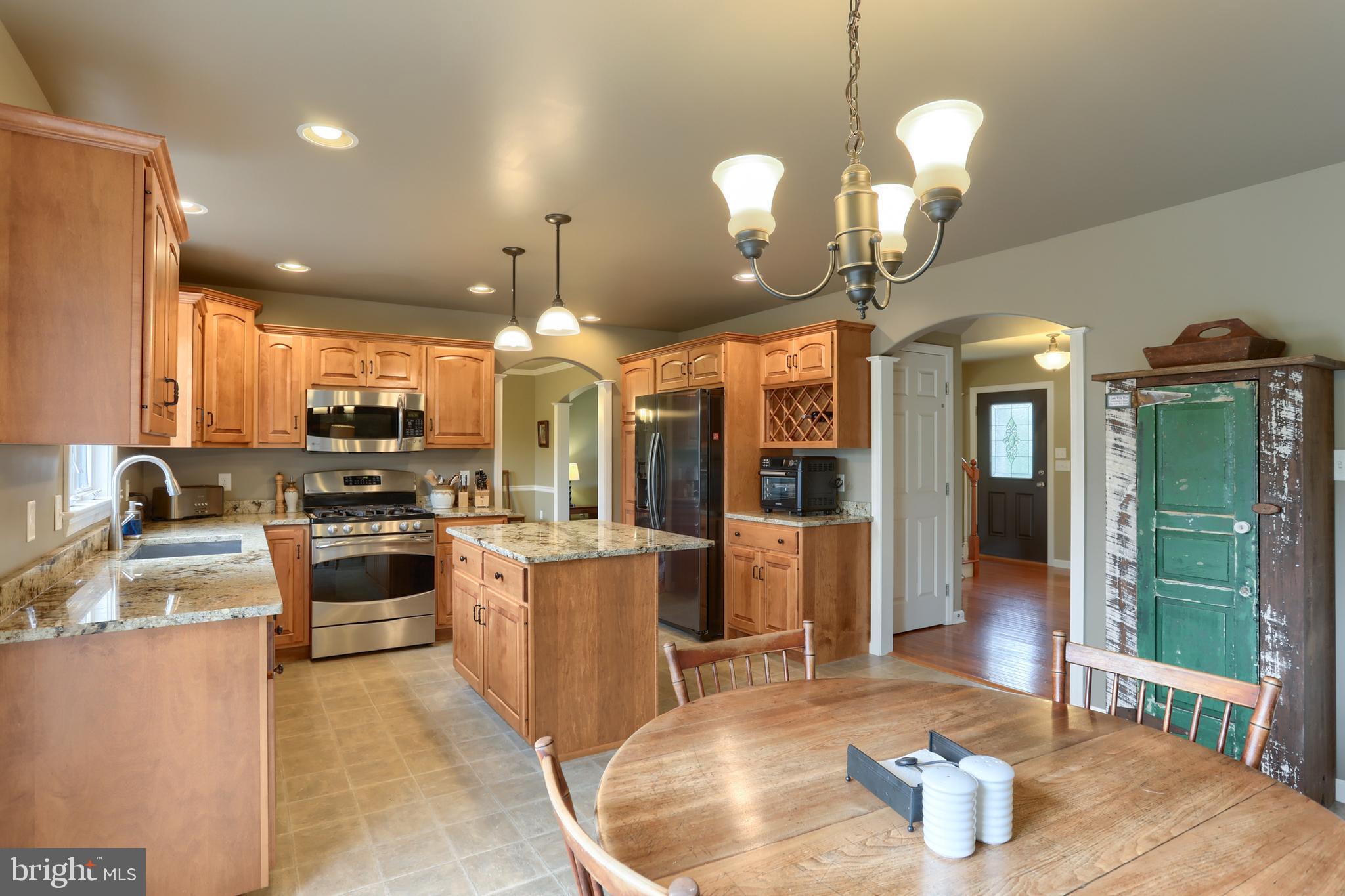 KENDALE OAKS - Residential