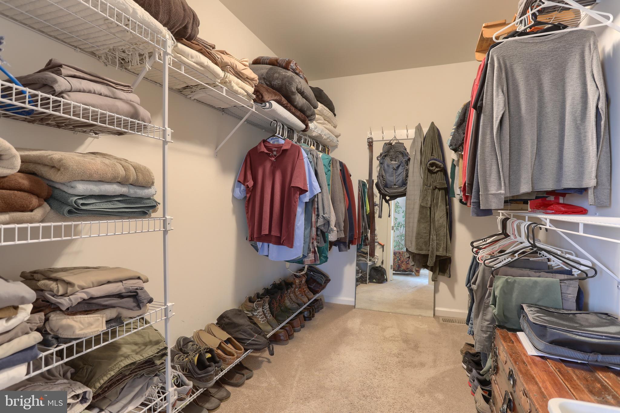 KENDALE OAKS - Residential