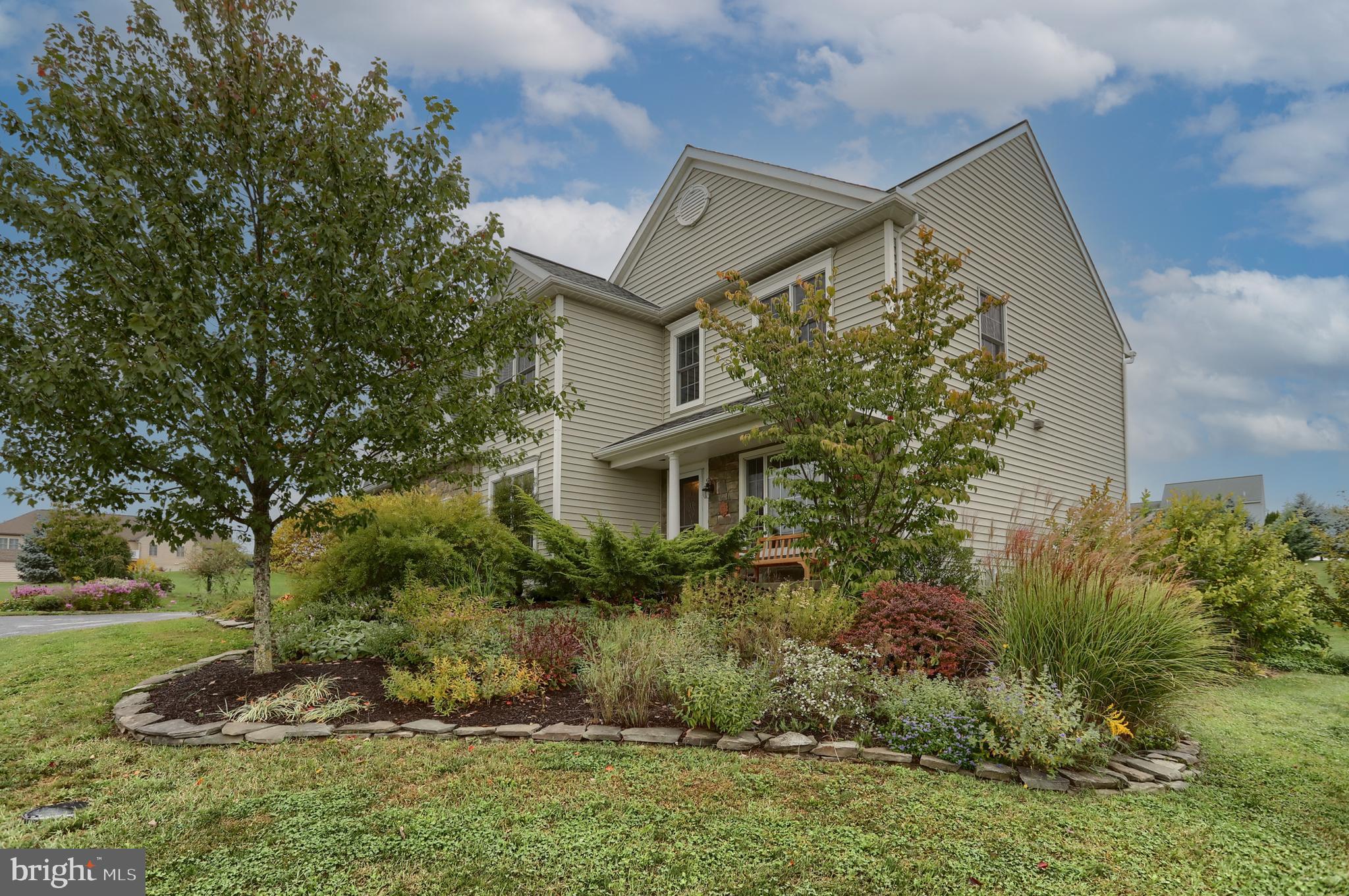 KENDALE OAKS - Residential