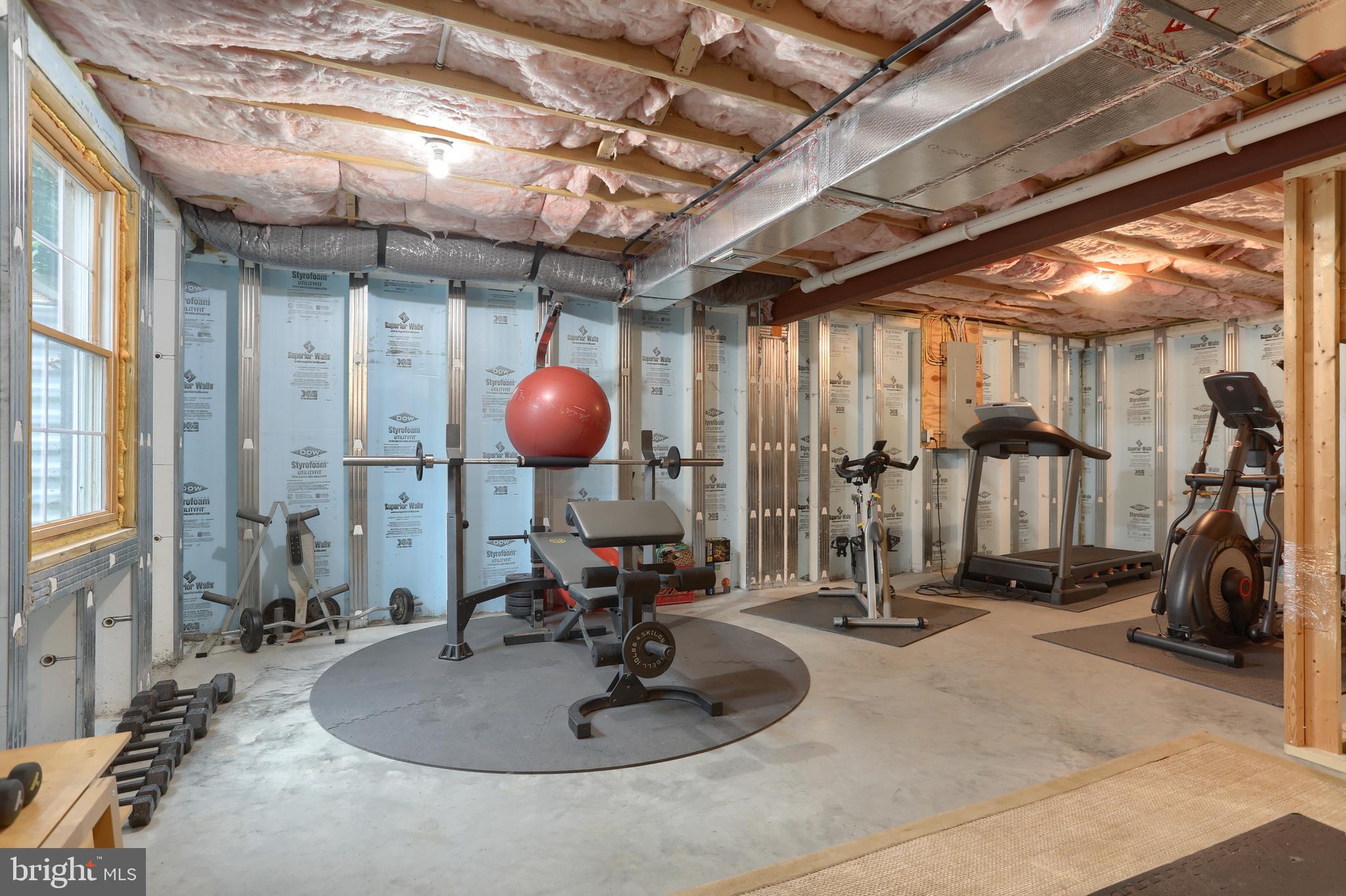 KENDALE OAKS - Residential