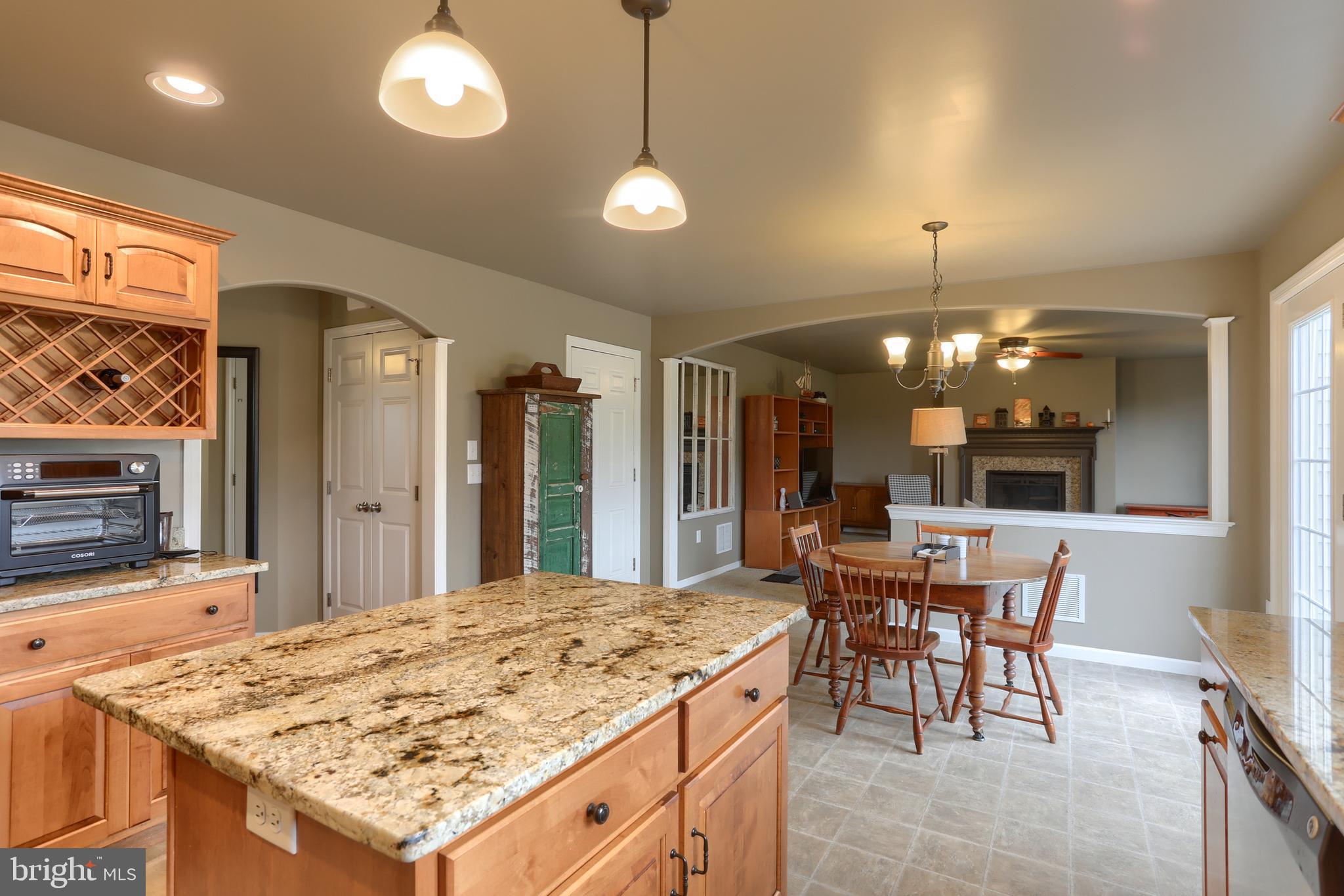 KENDALE OAKS - Residential