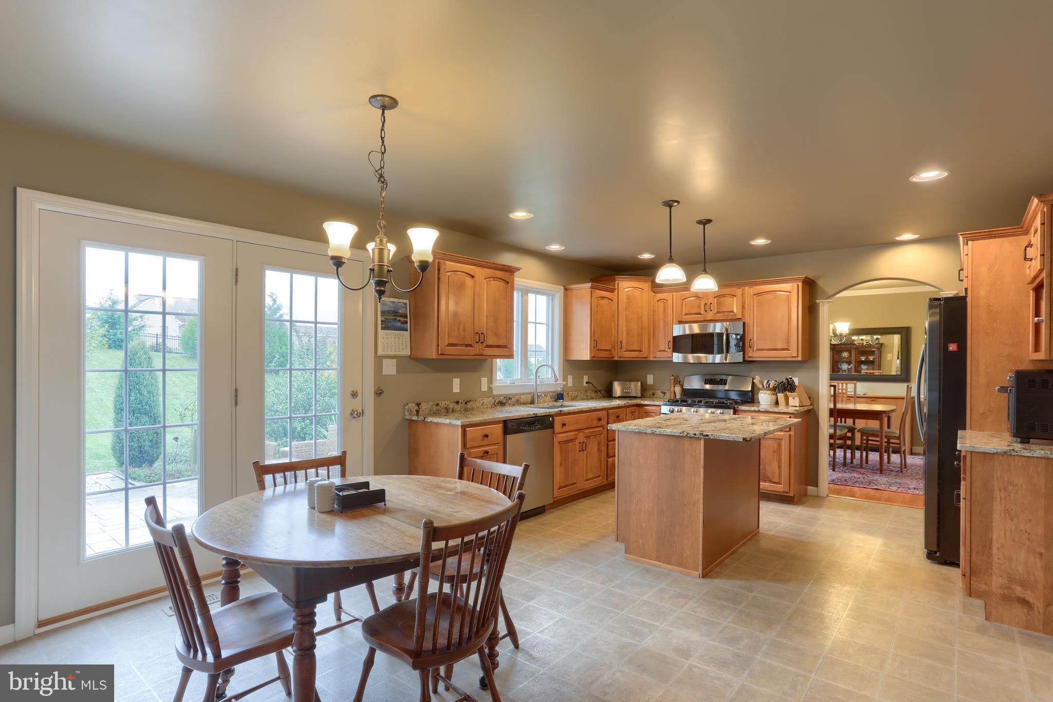 KENDALE OAKS - Residential