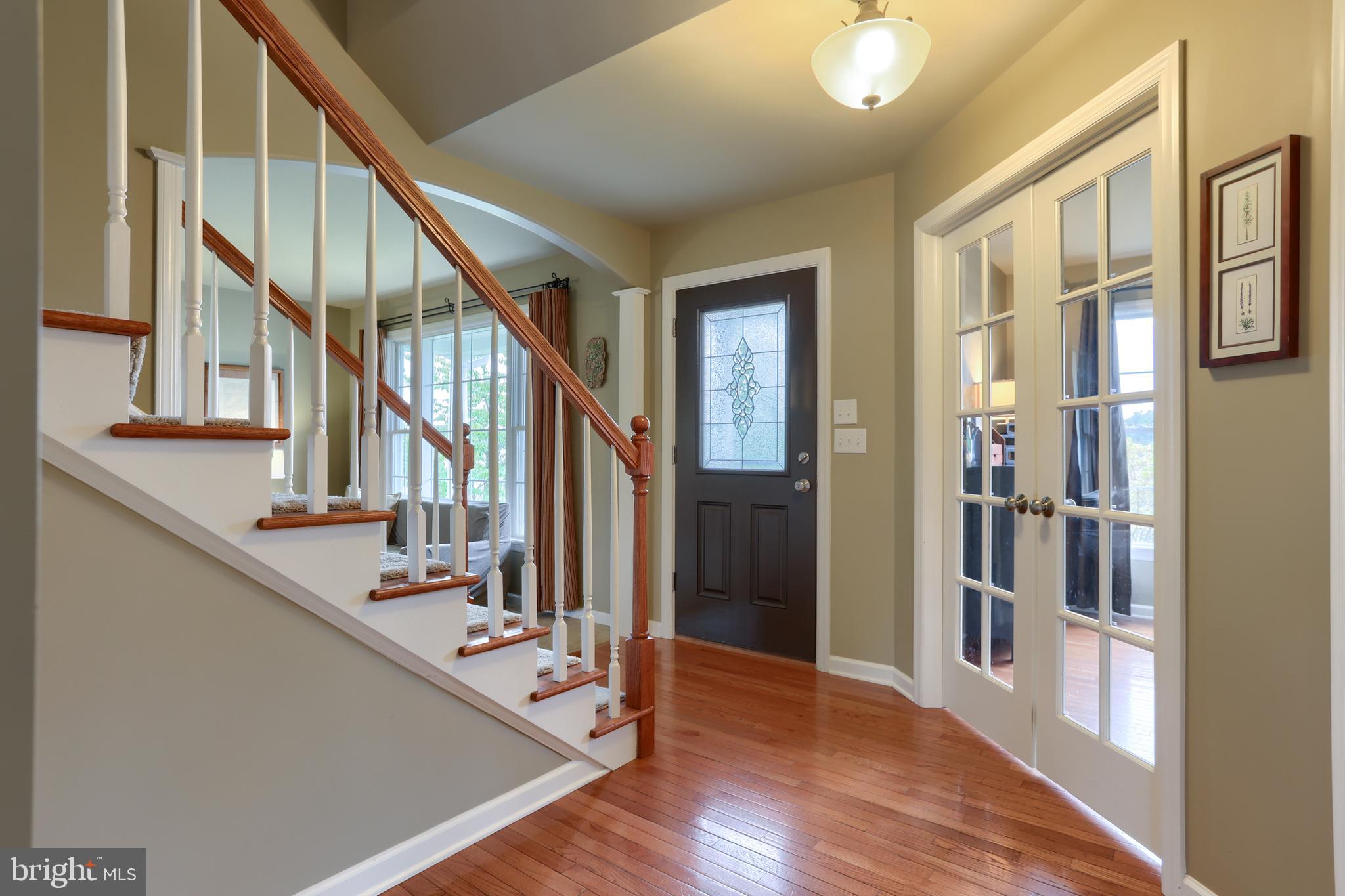 KENDALE OAKS - Residential