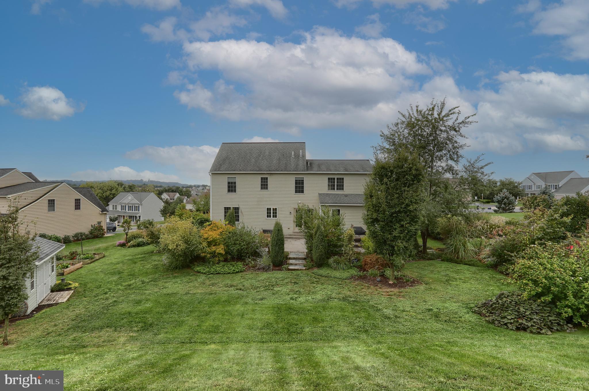 KENDALE OAKS - Residential