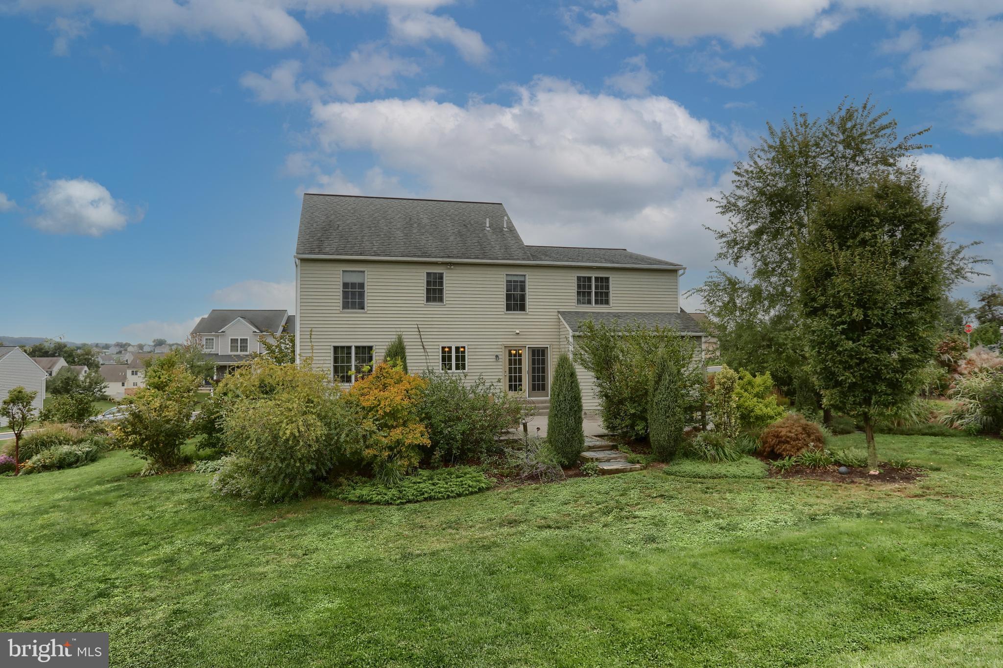 KENDALE OAKS - Residential