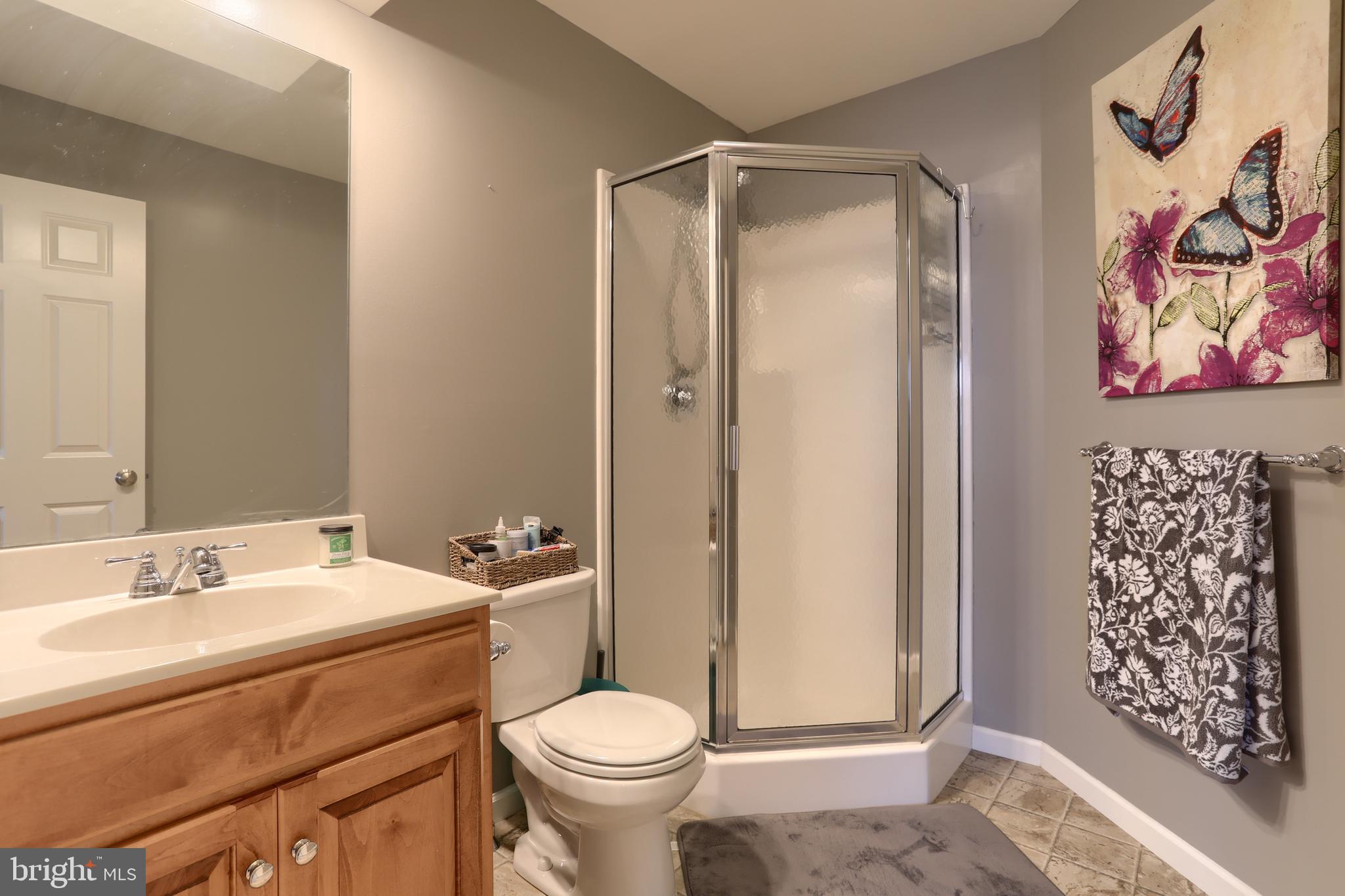 KENDALE OAKS - Residential