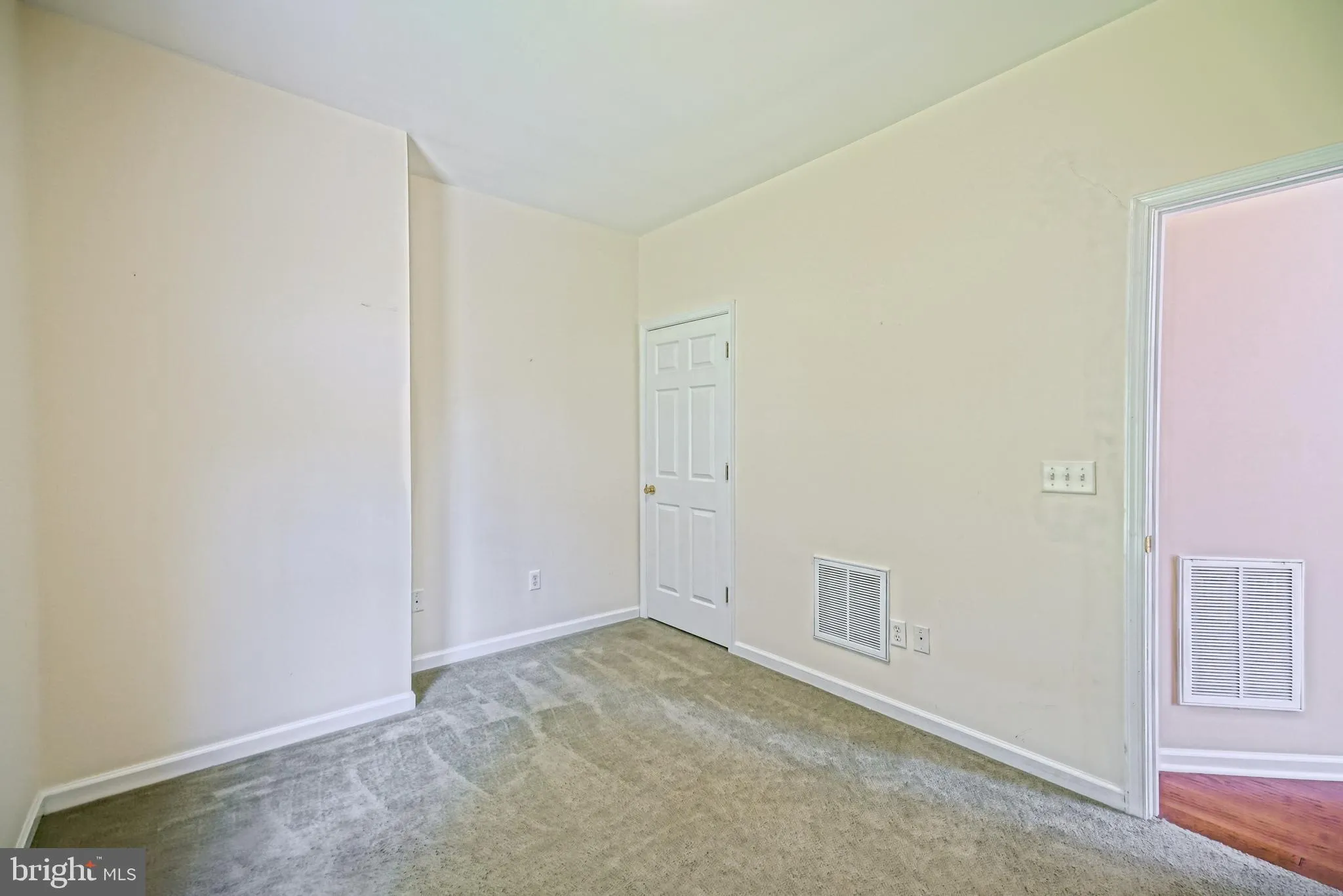 Milton, Delaware 19968, United States, 3 Bedrooms Bedrooms, ,3 BathroomsBathrooms,Residential,Pending,229389