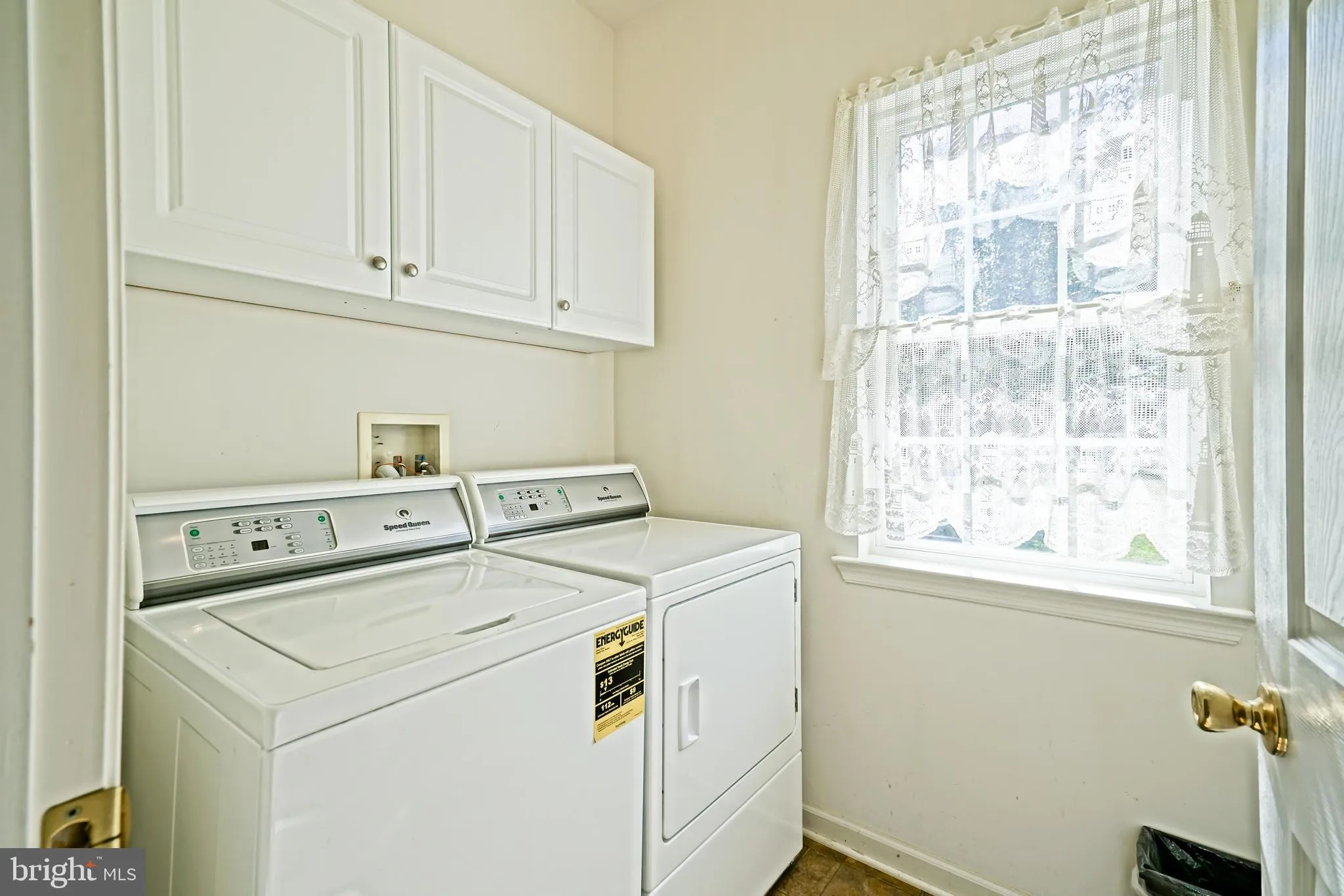 Milton, Delaware 19968, United States, 3 Bedrooms Bedrooms, ,3 BathroomsBathrooms,Residential,Pending,229389