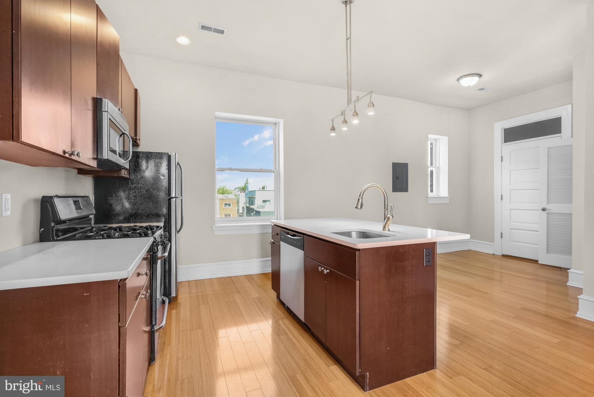 FISHTOWN - Residential Lease