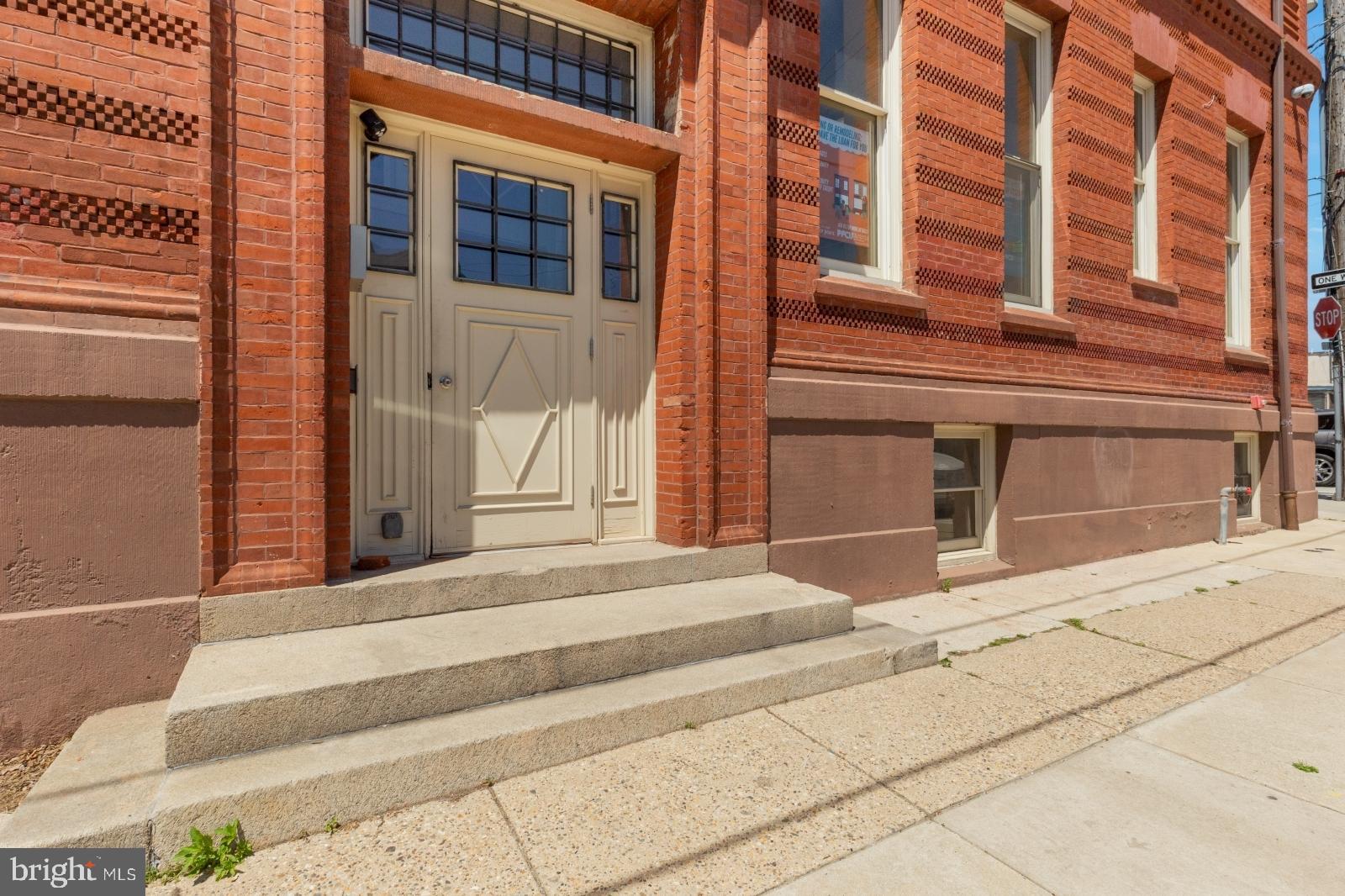 FISHTOWN - Residential Lease