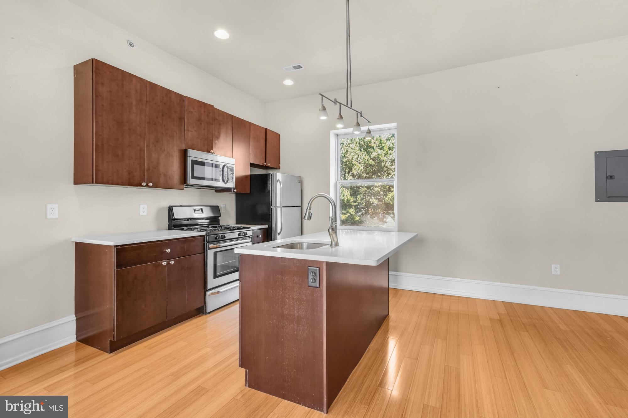 FISHTOWN - Residential Lease