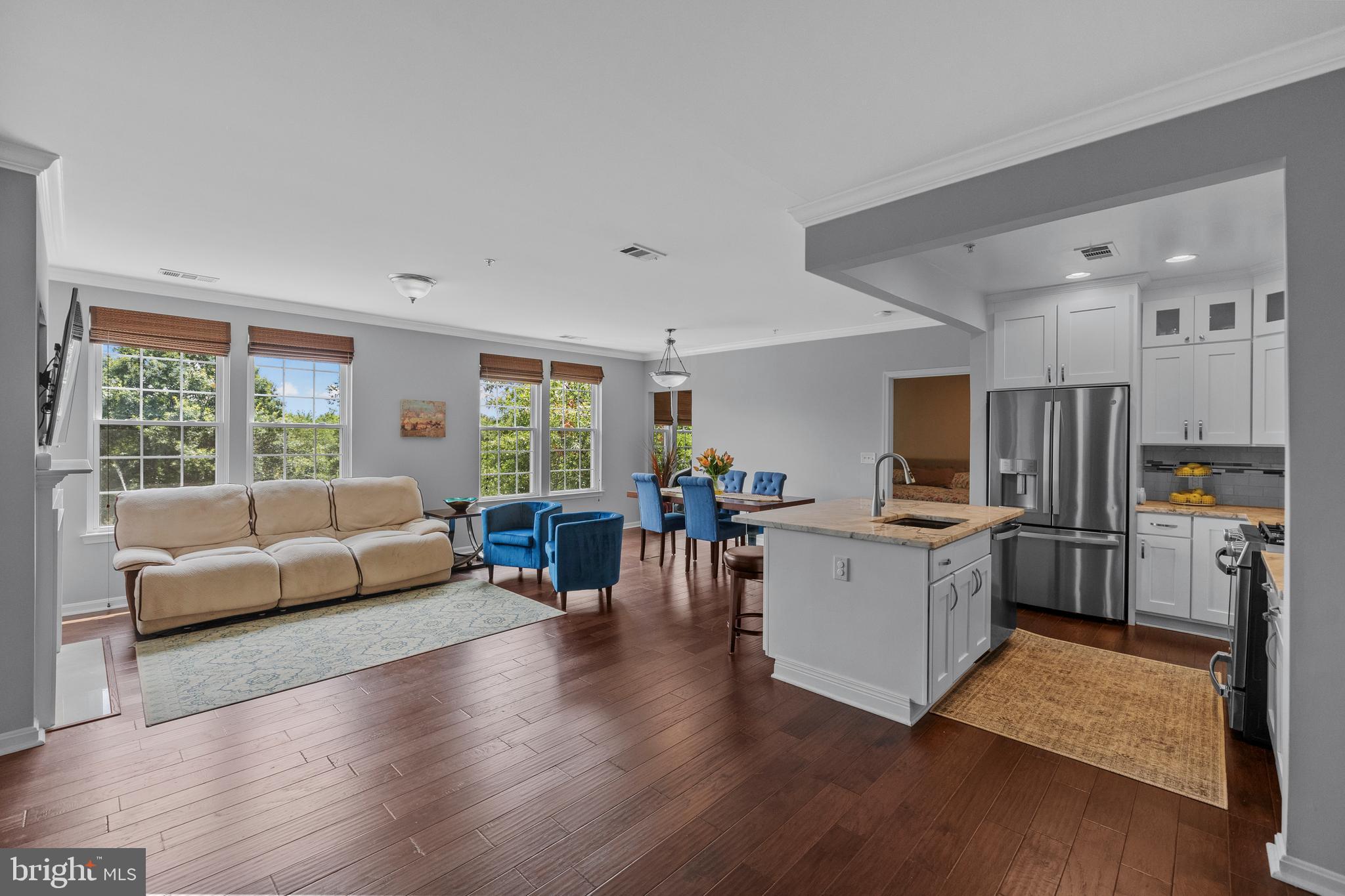 CAMERON STATION - Residential