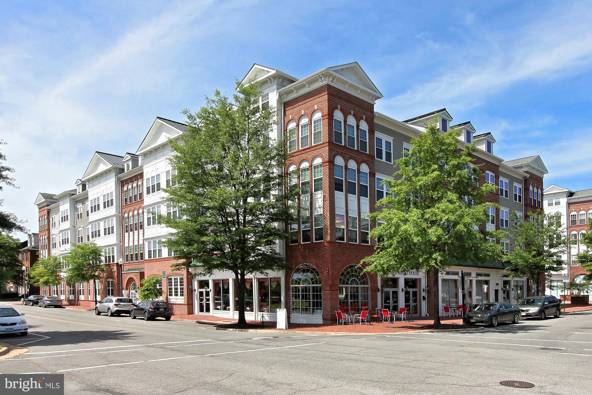 CAMERON STATION - Residential