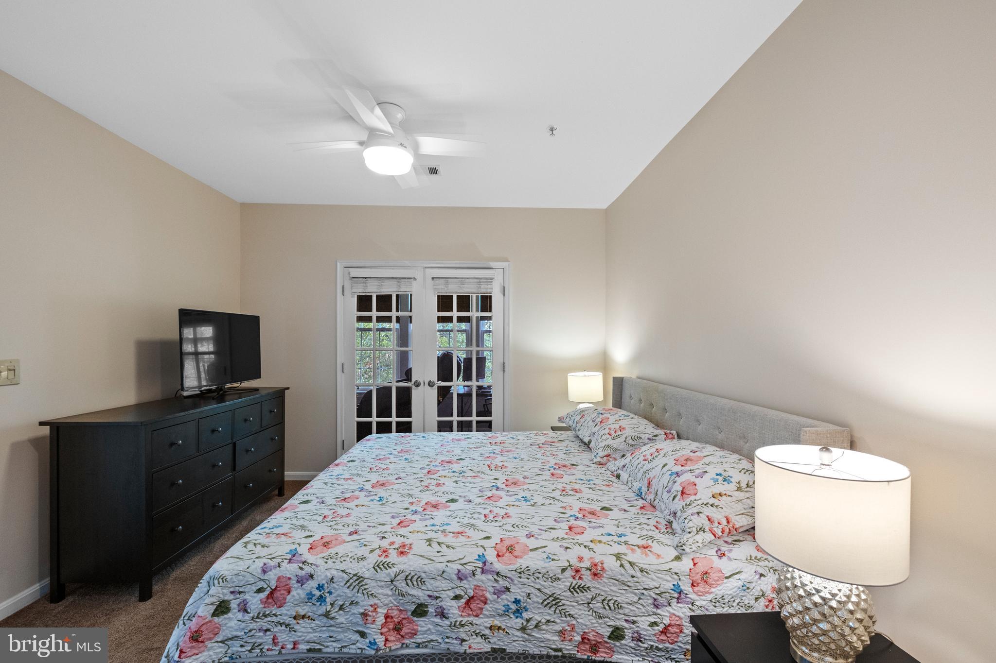 CAMERON STATION - Residential