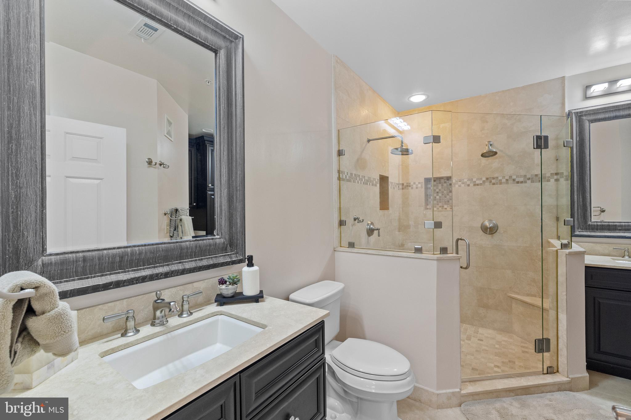 CAMERON STATION - Residential