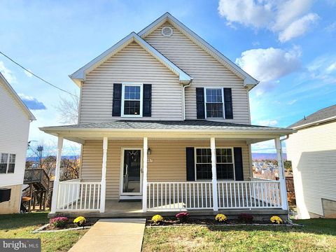 Photo of 407 Stonewall Street, STRASBURG, VA 22657 (MLS # VASH2013784)