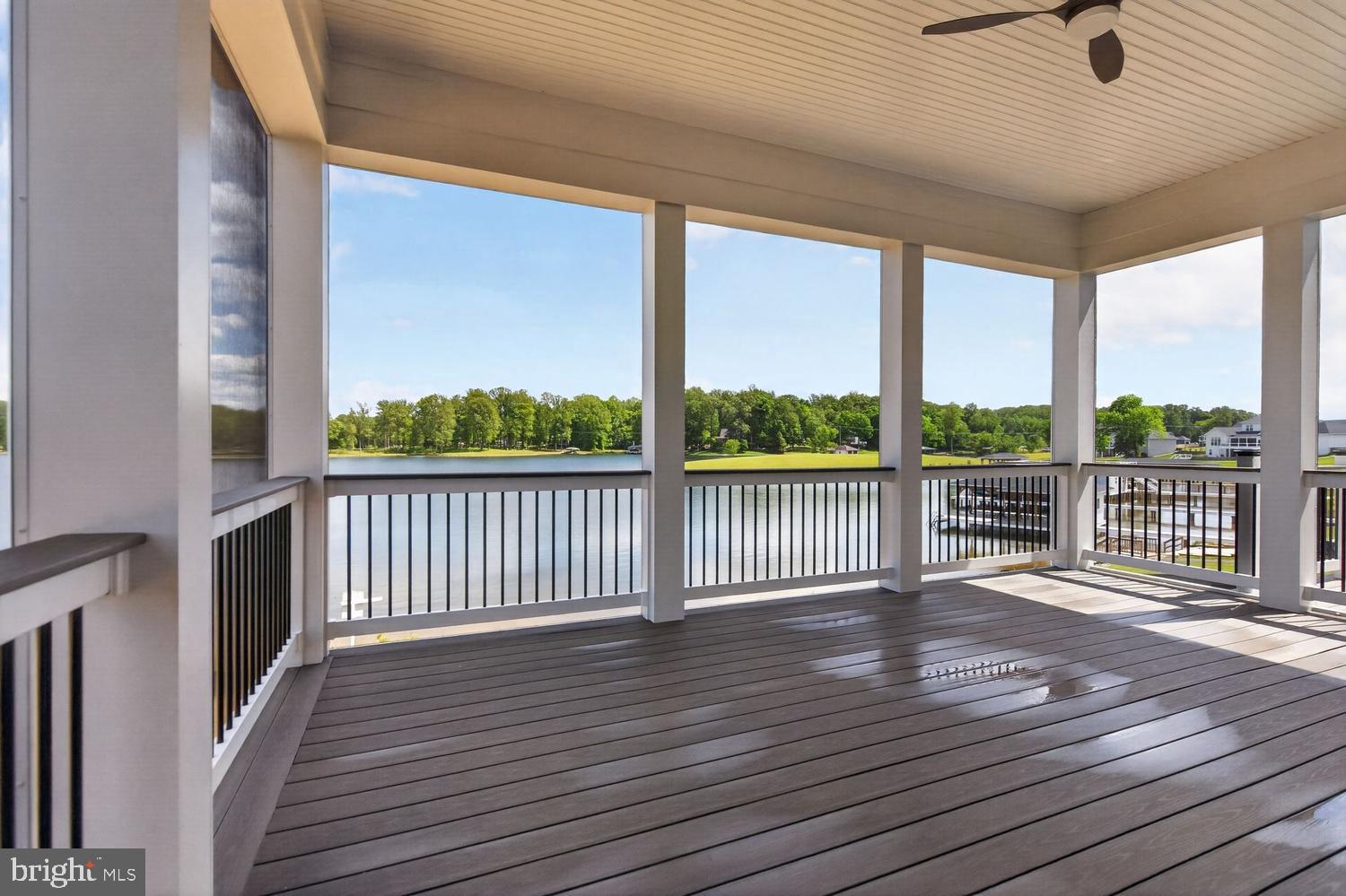 ROCK ISLAND LANDING - Residential