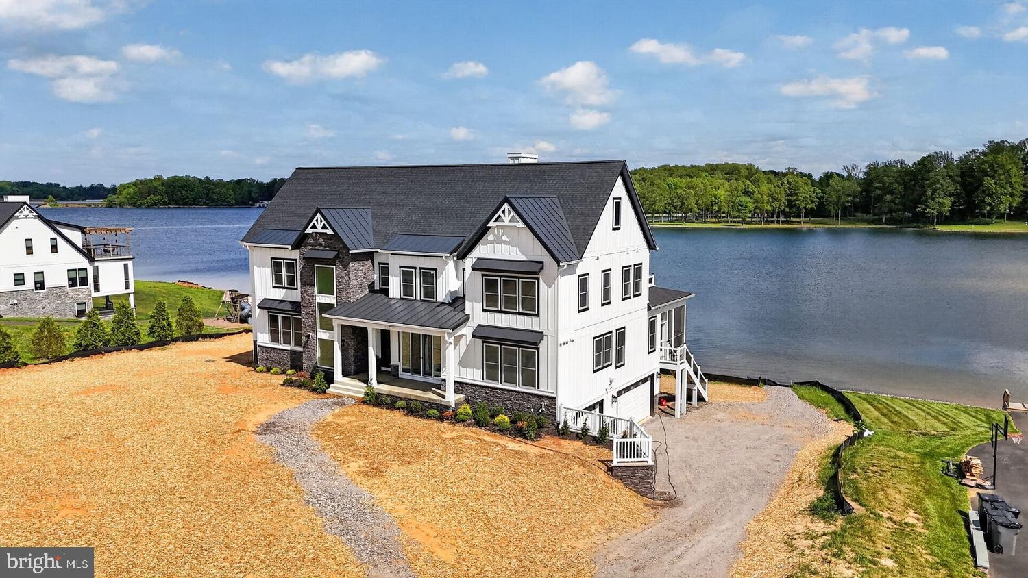 ROCK ISLAND LANDING - Residential