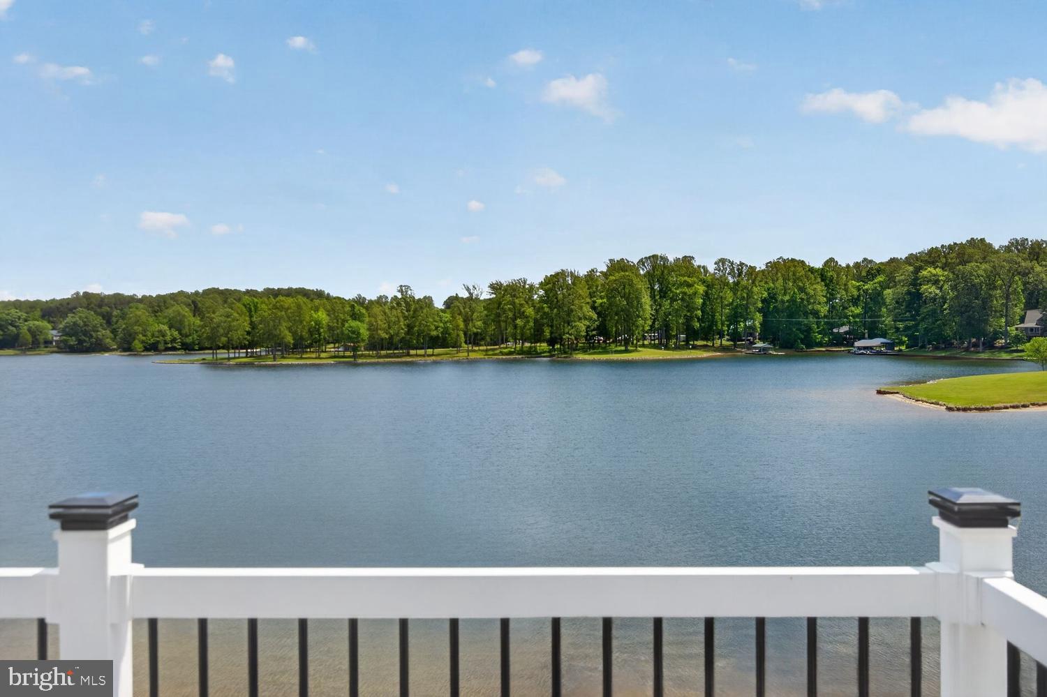 ROCK ISLAND LANDING - Residential