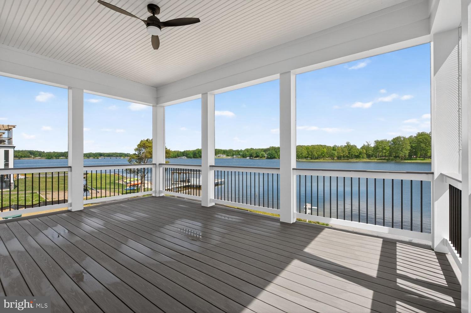 ROCK ISLAND LANDING - Residential