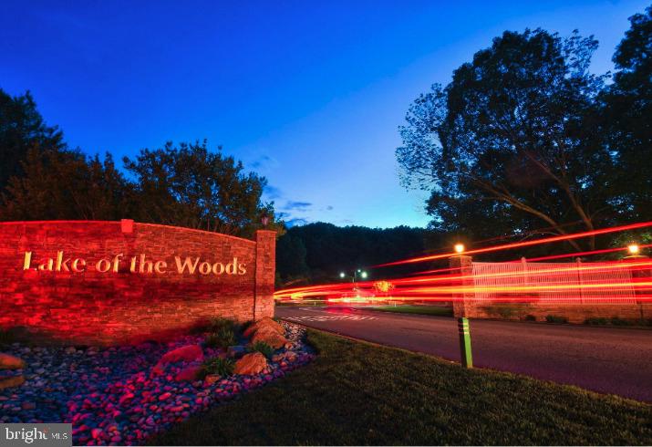 LAKE OF THE WOODS - Residential