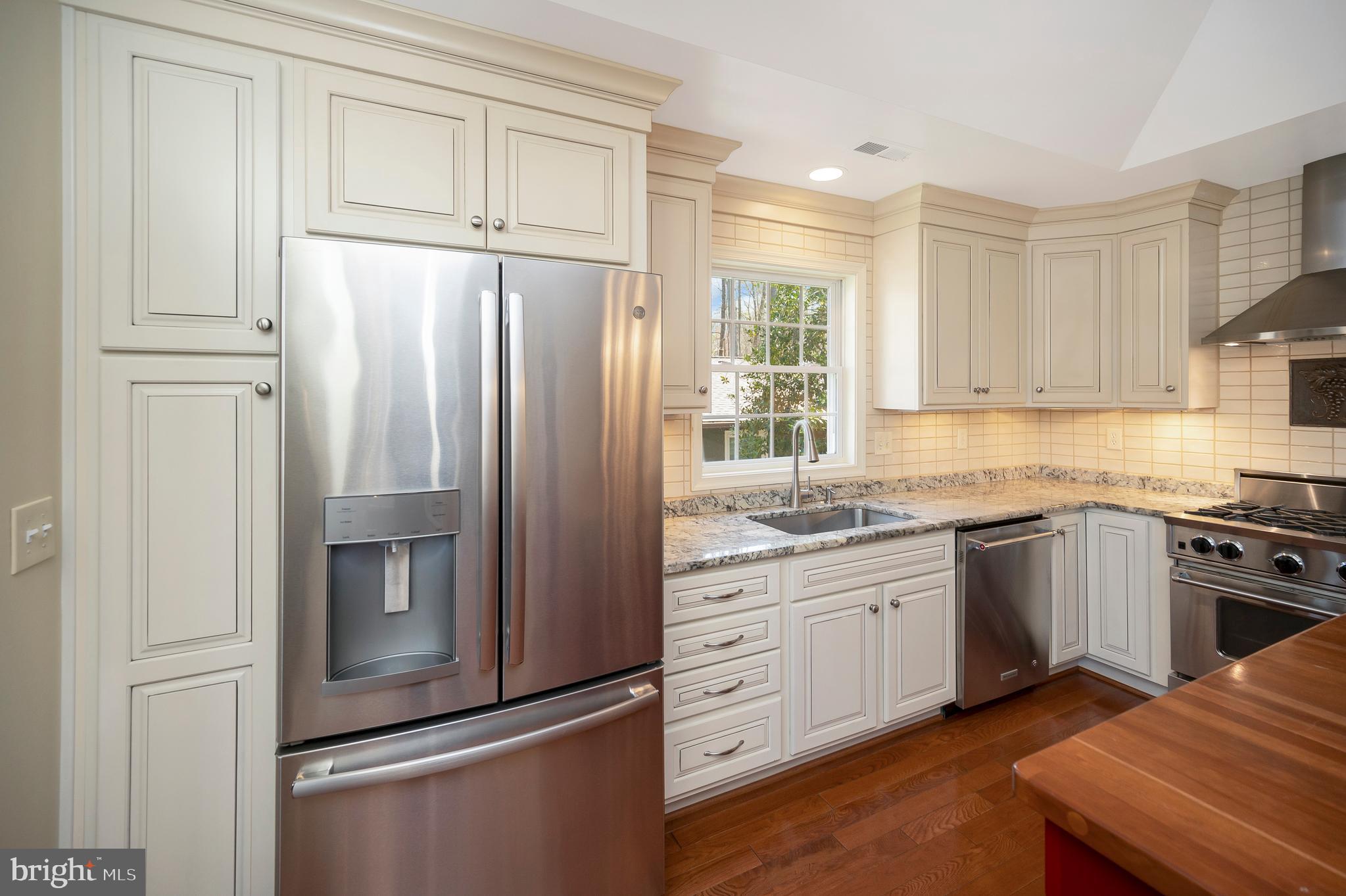 LAKE OF THE WOODS - Residential