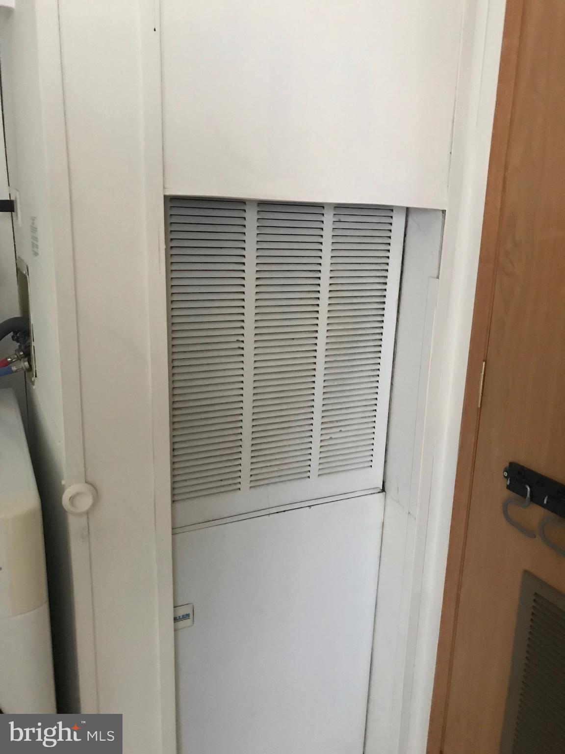 LAKESIDE VILLAGE - Residential