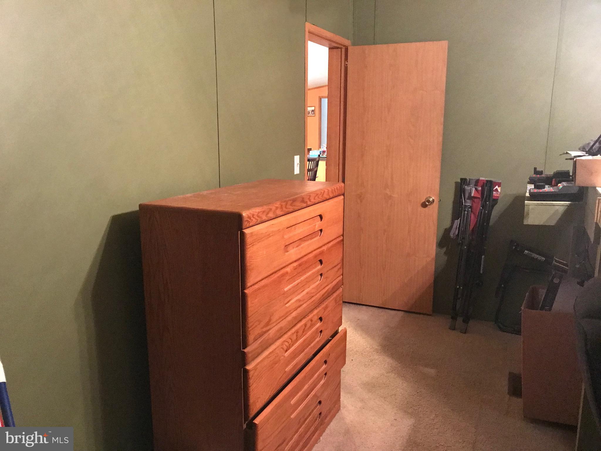 LAKESIDE VILLAGE - Residential