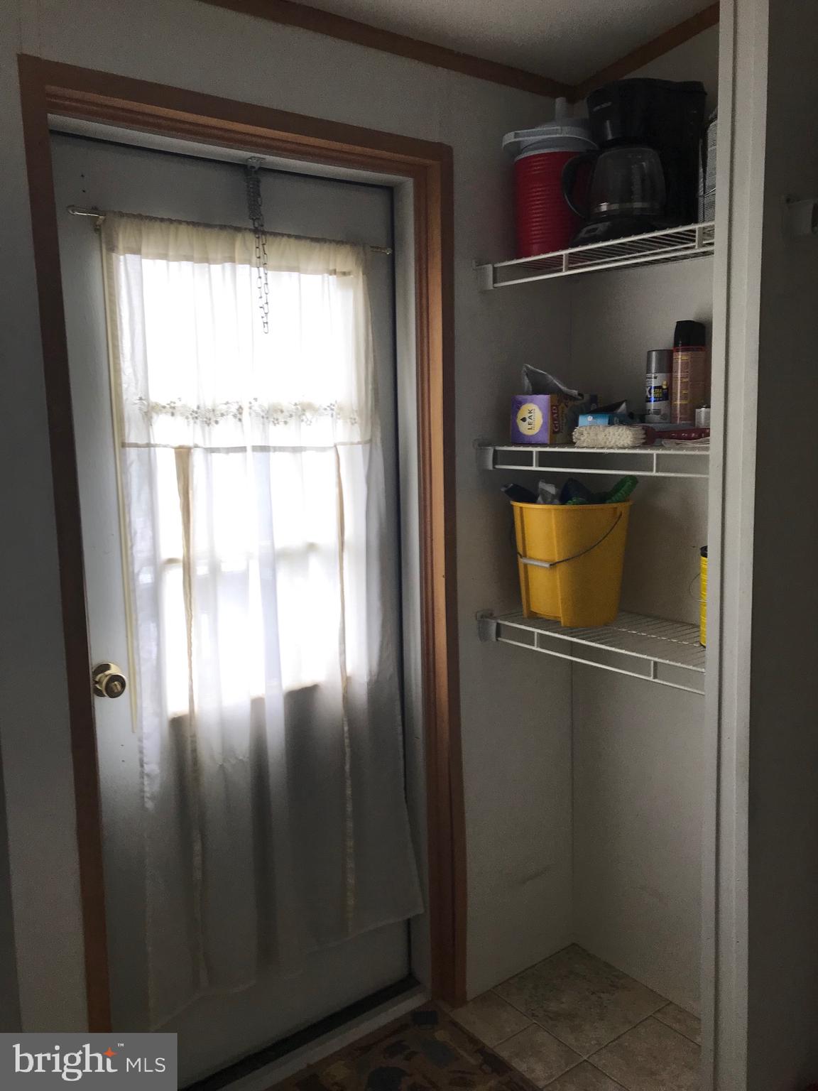 LAKESIDE VILLAGE - Residential