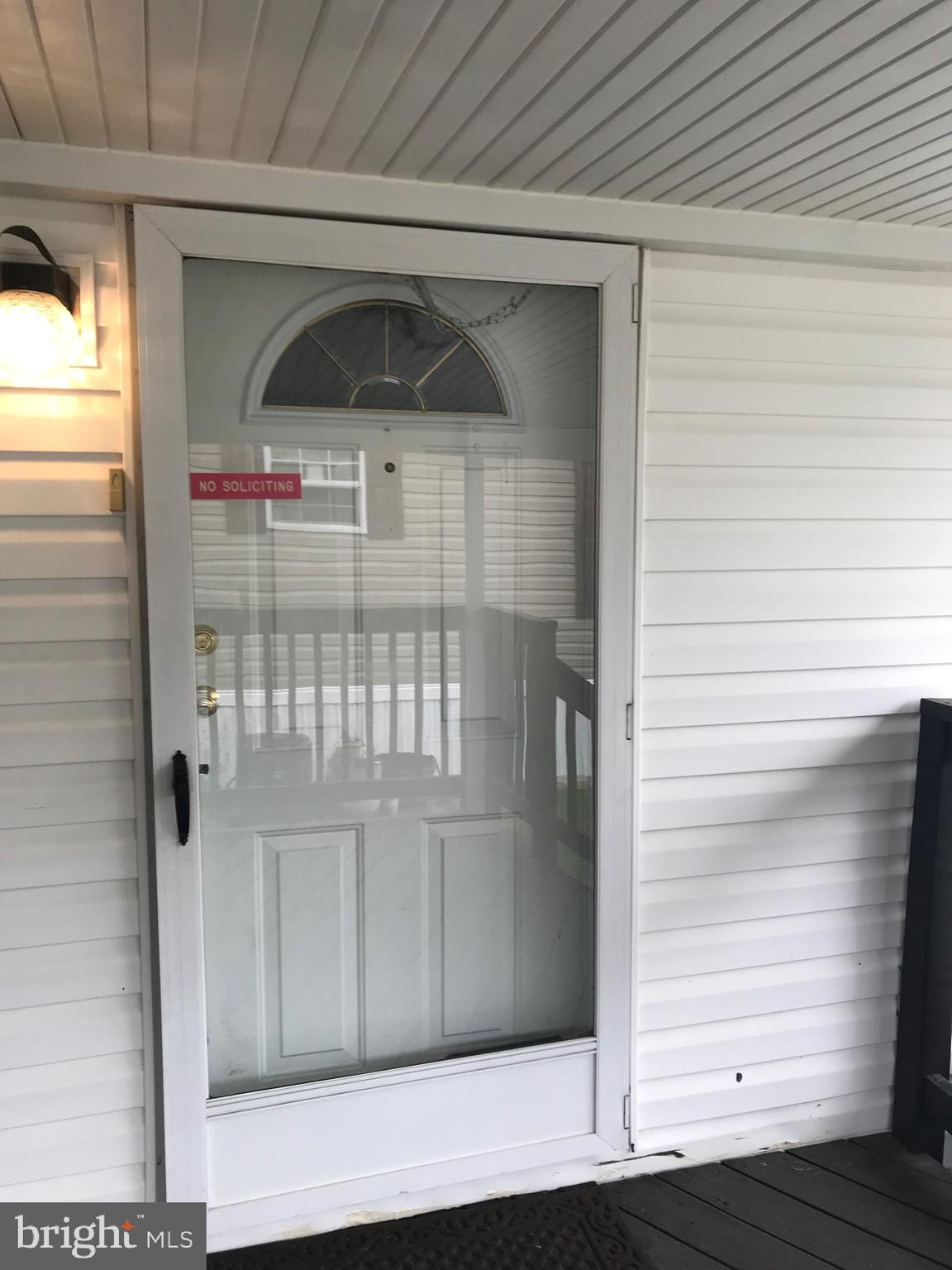 LAKESIDE VILLAGE - Residential