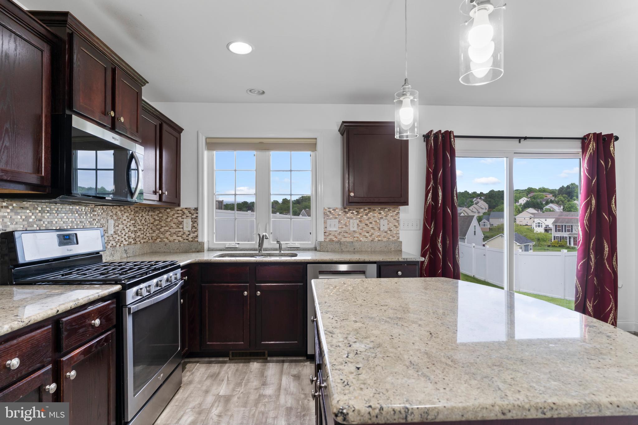 SAGE HILL - Residential
