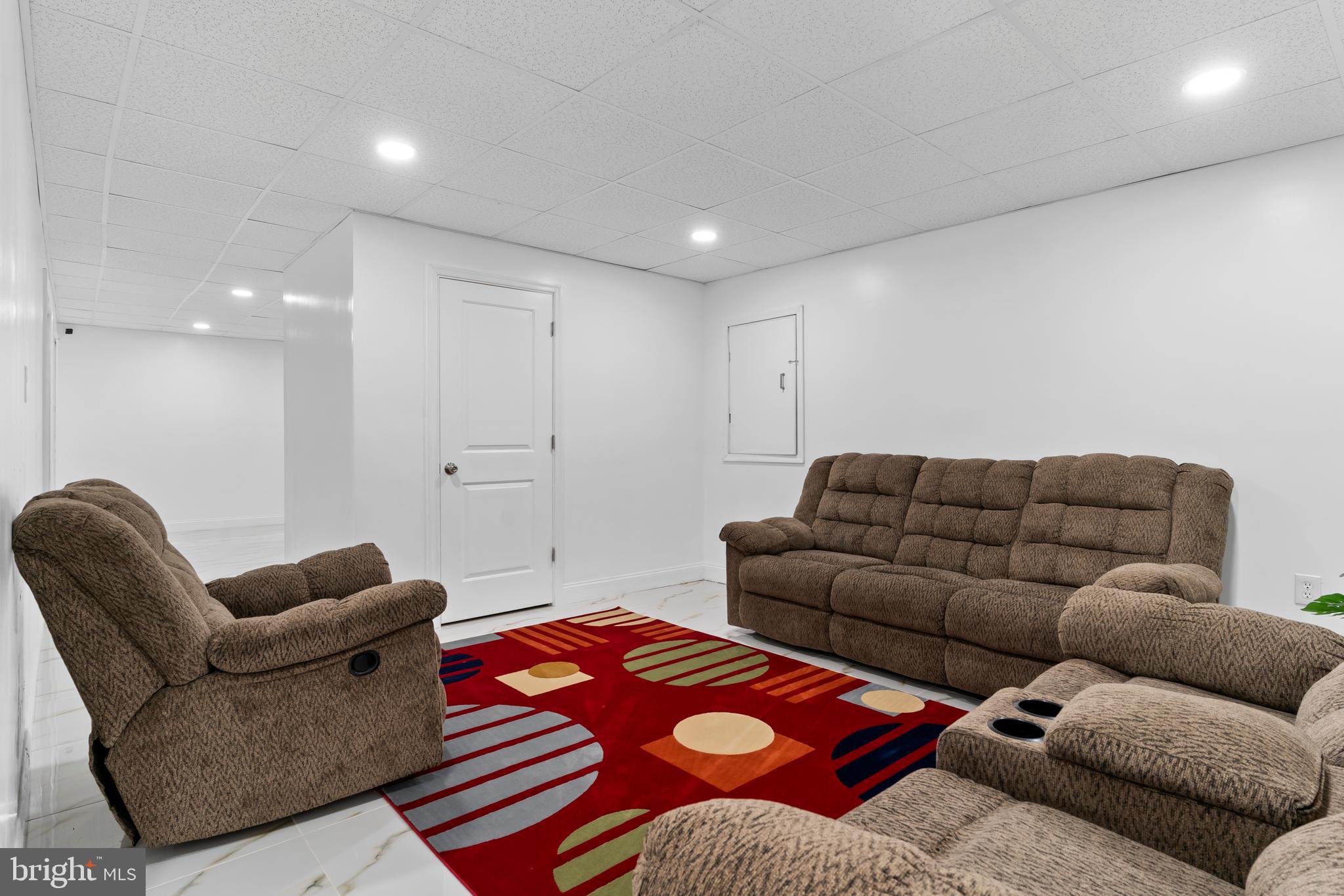 SAGE HILL - Residential