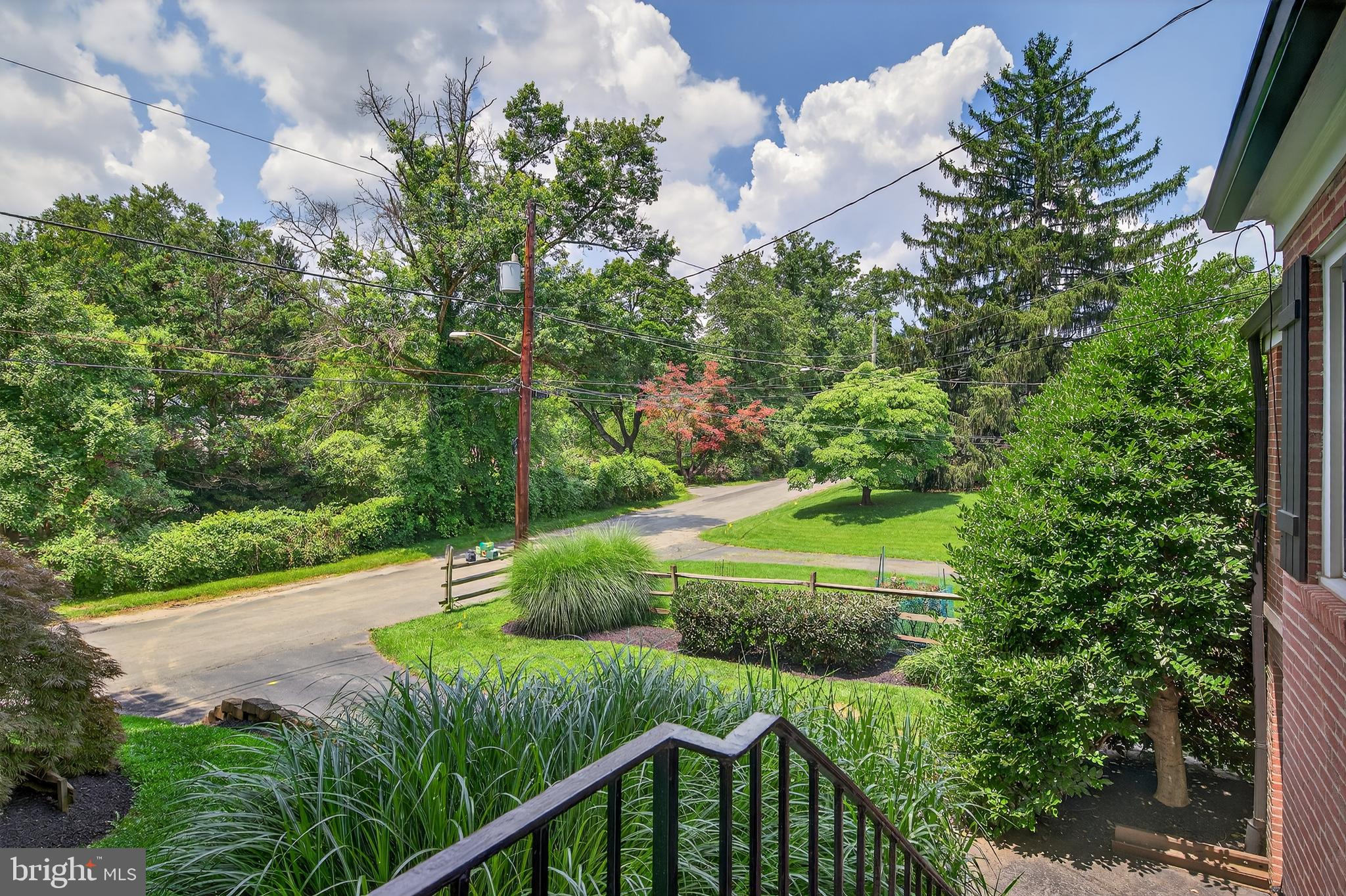 MEADOWOOD - Residential