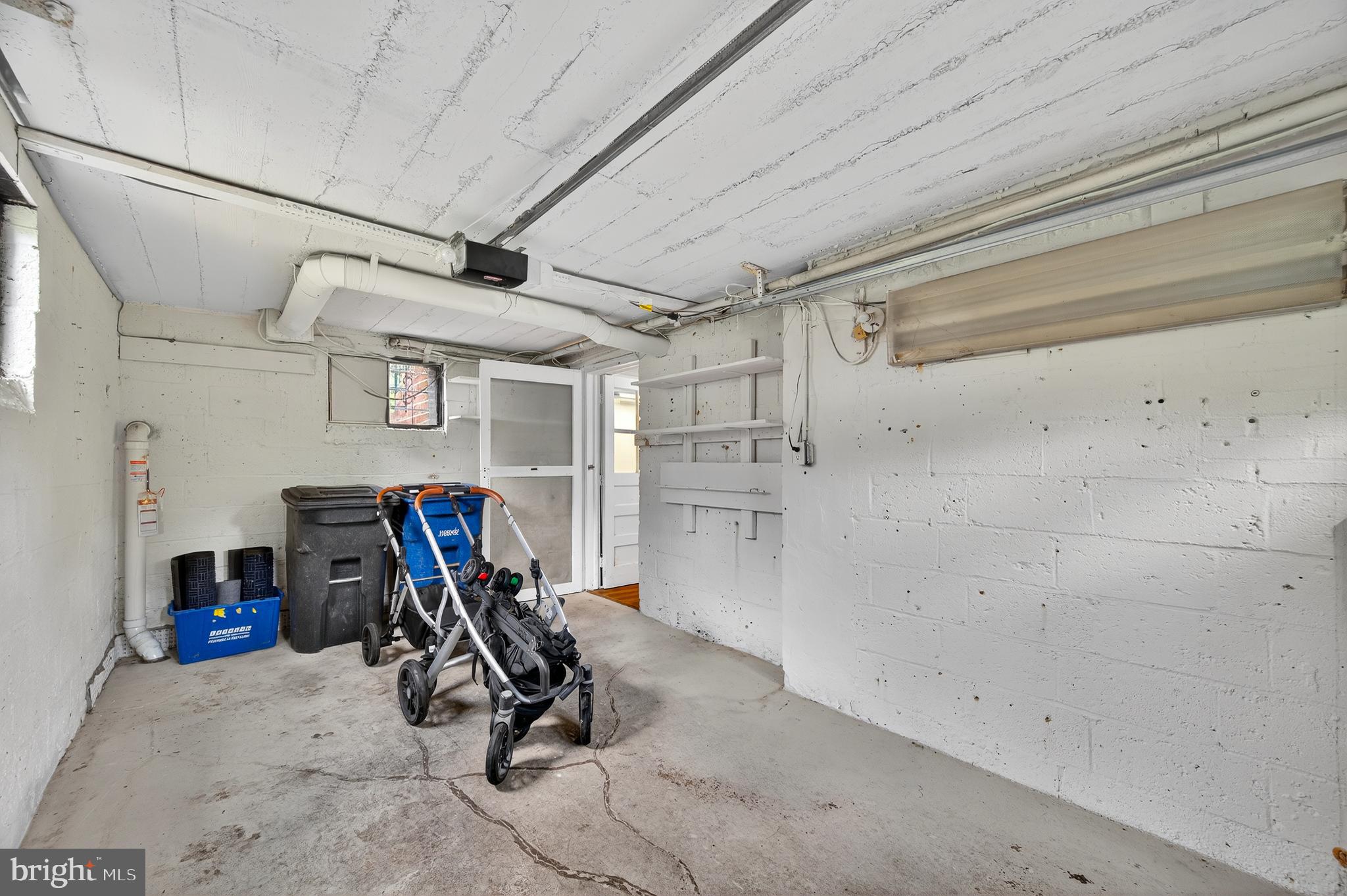 MEADOWOOD - Residential