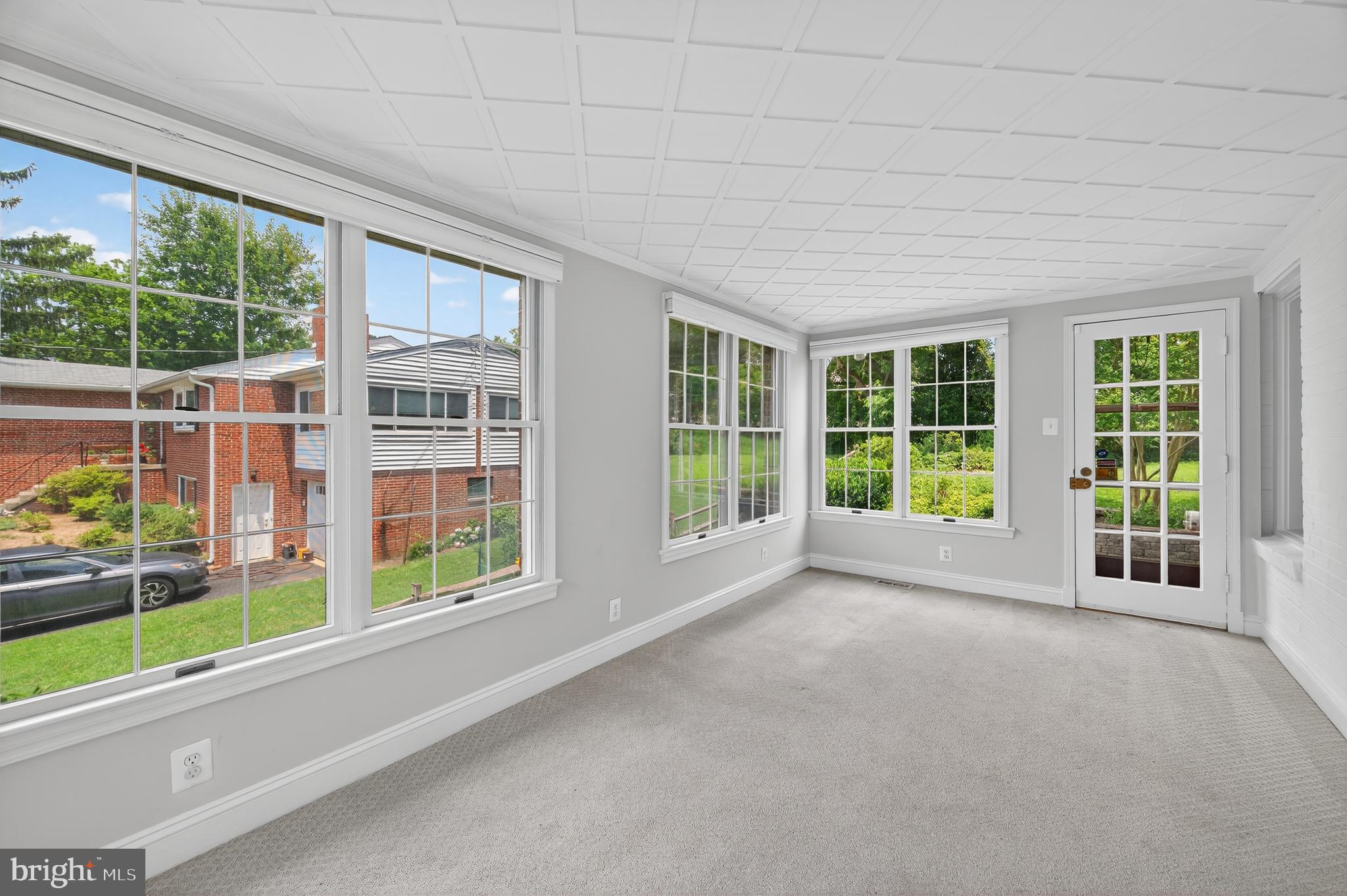 MEADOWOOD - Residential