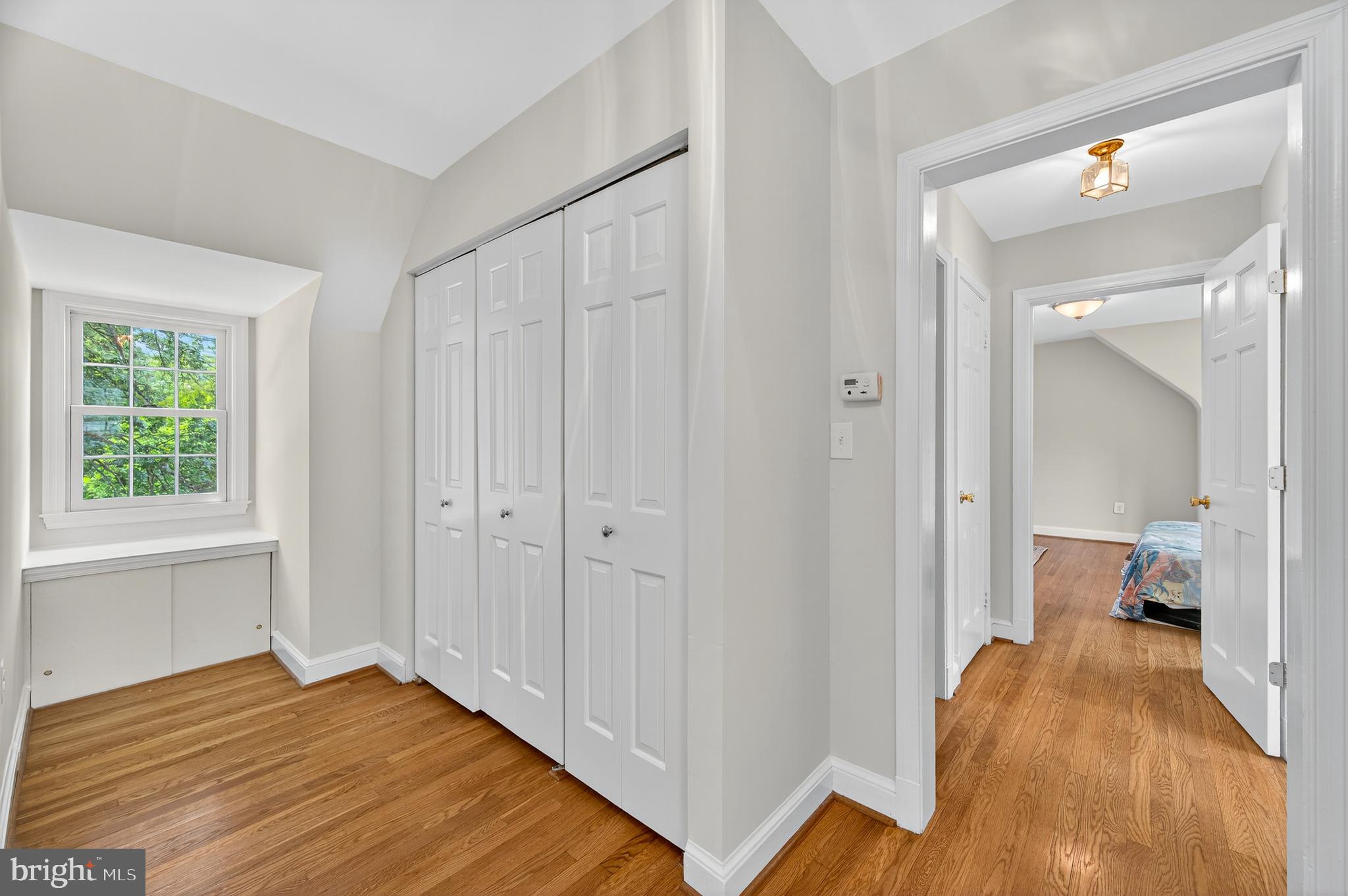 MEADOWOOD - Residential