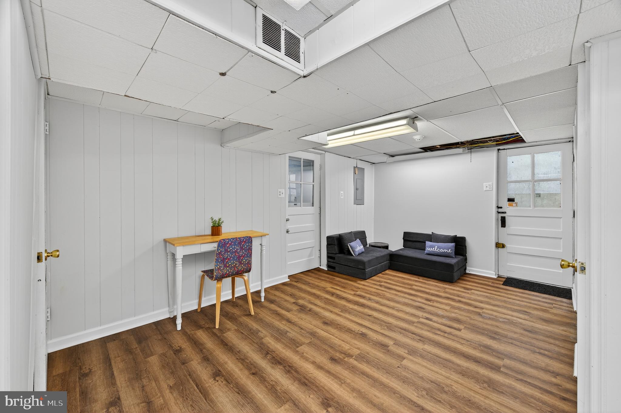 MEADOWOOD - Residential