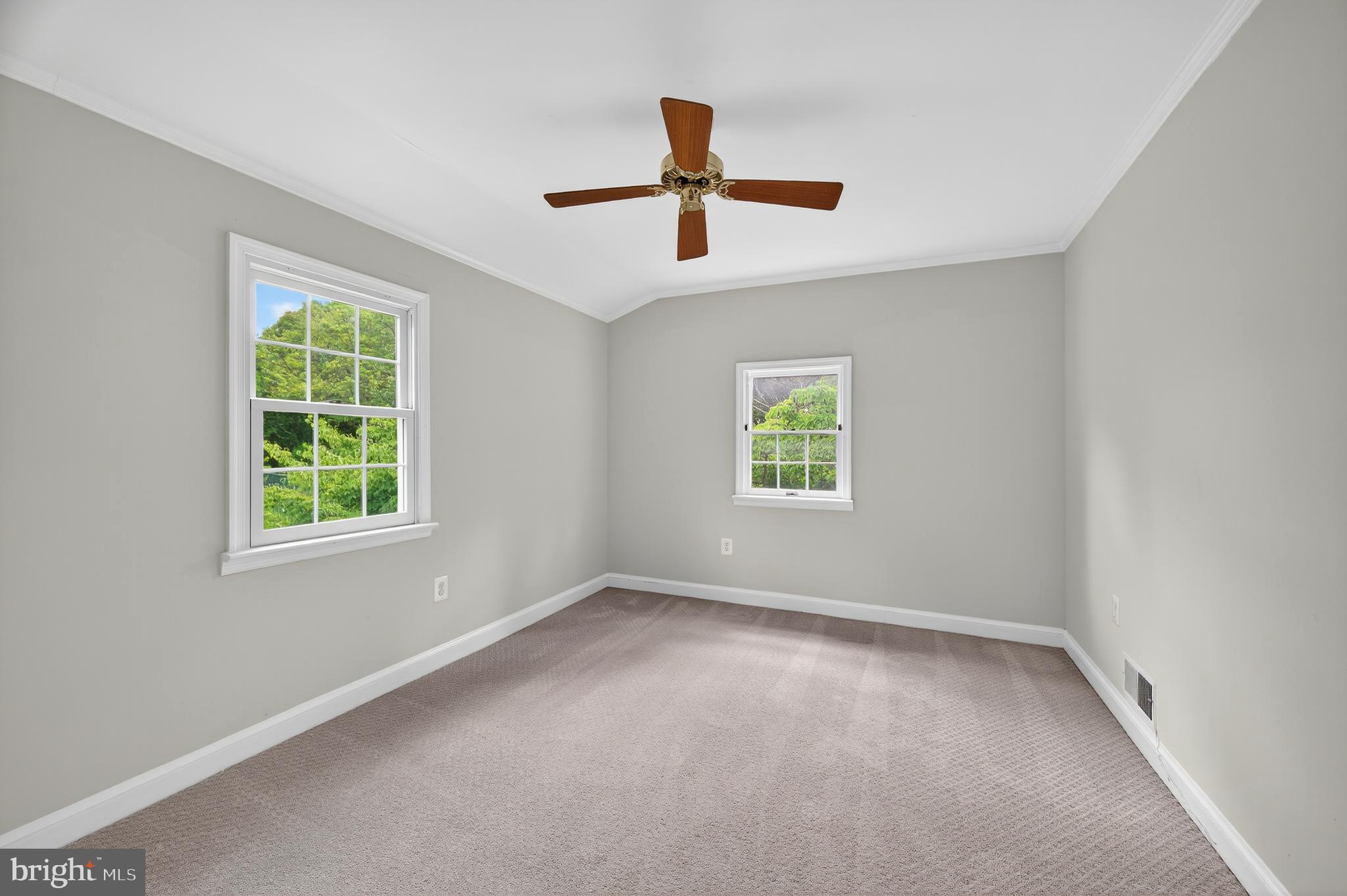 MEADOWOOD - Residential