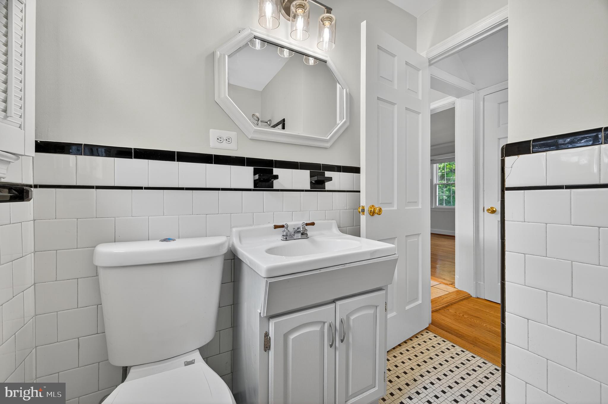 MEADOWOOD - Residential