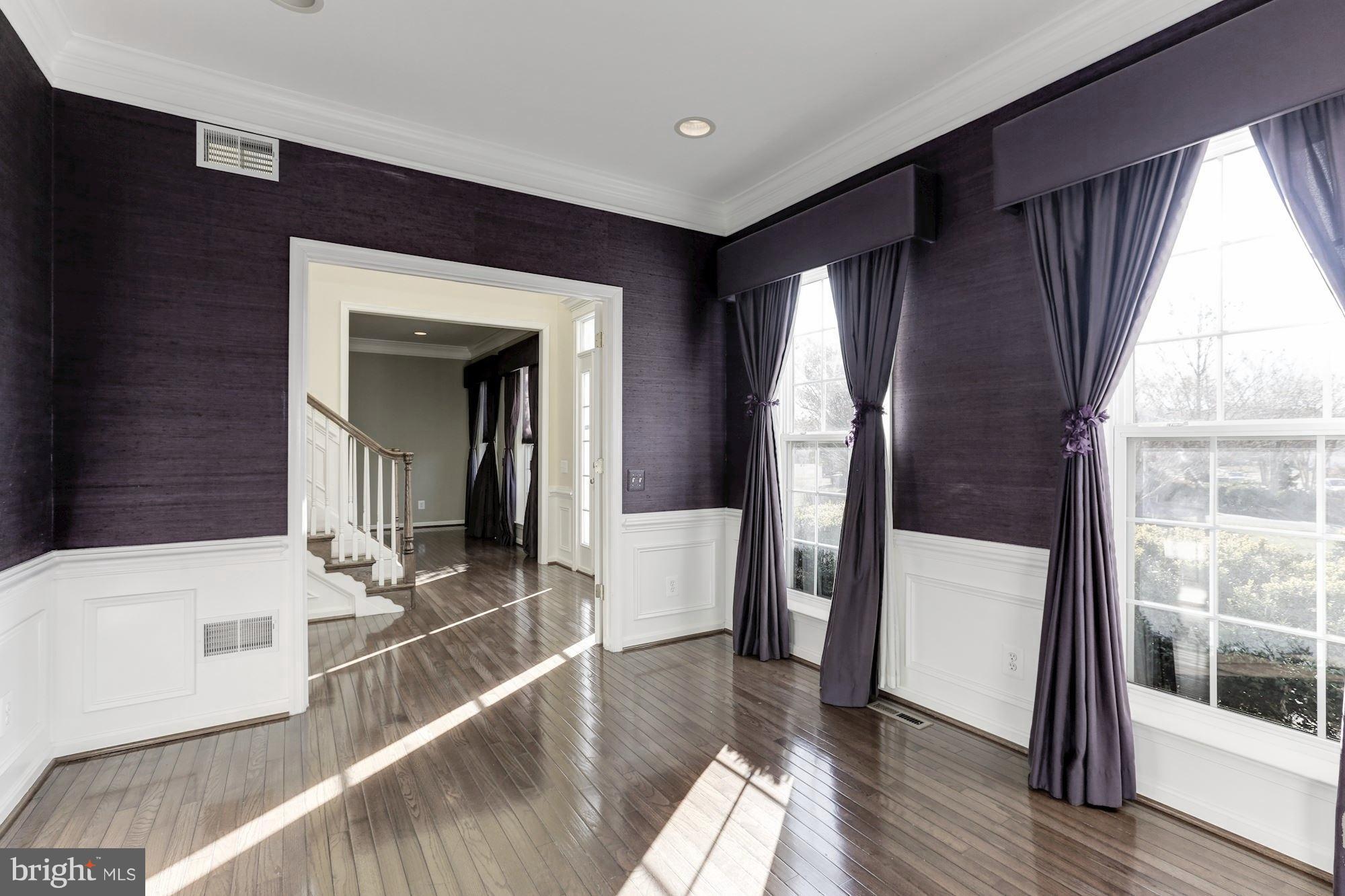 THE RIDINGS AT BLUE SPRING - Residential Lease