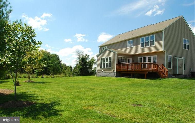 THE RIDINGS AT BLUE SPRING - Residential Lease