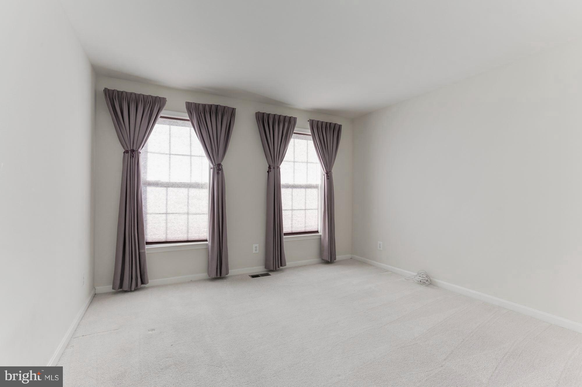 THE RIDINGS AT BLUE SPRING - Residential Lease