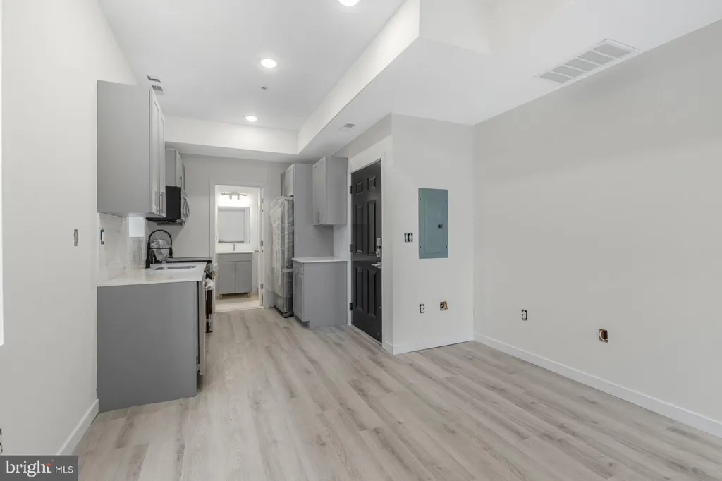 Additional image 25 of 223 S 45th Street, Philadelphia, PA 19104
