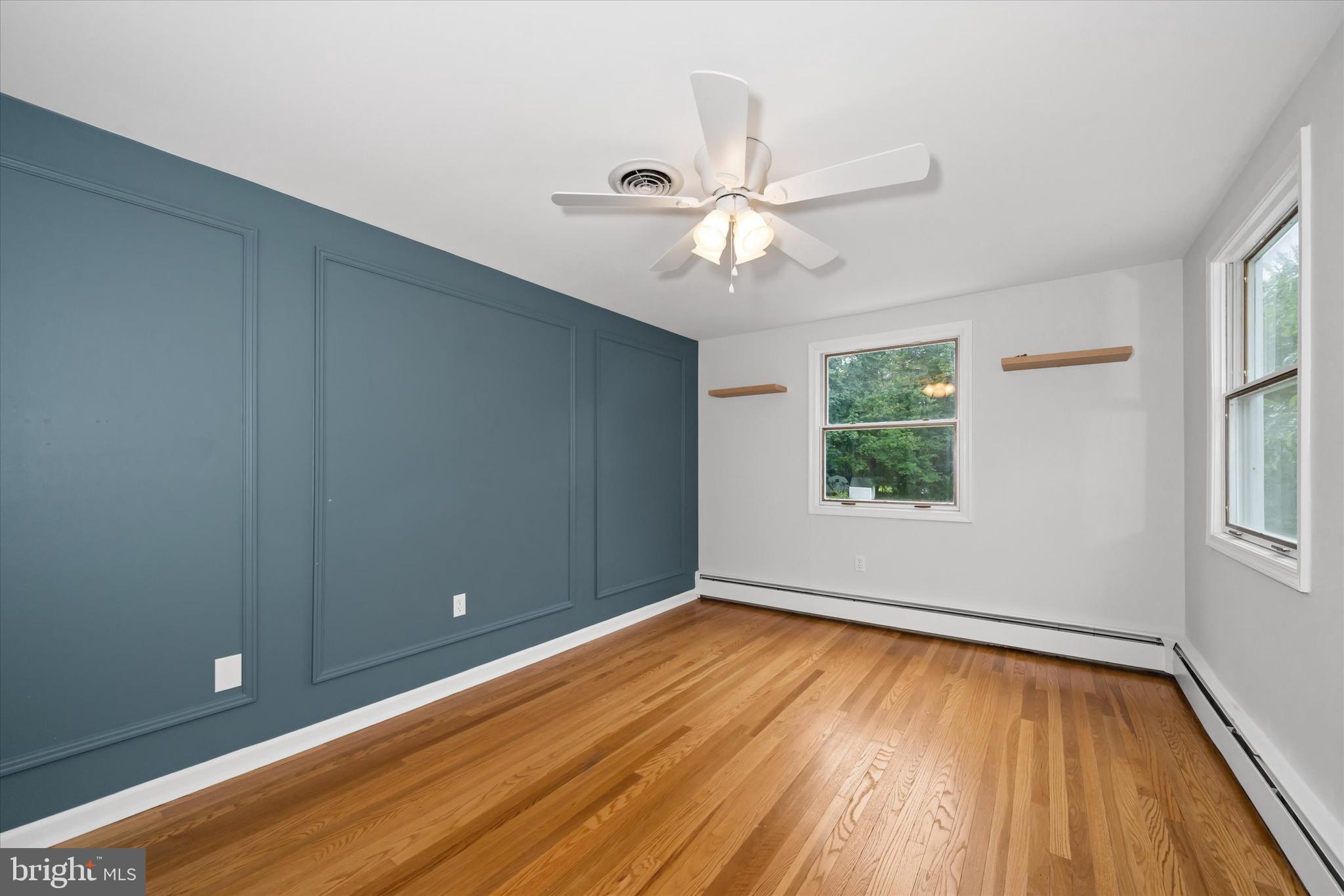 BRINTON LAKE - Residential