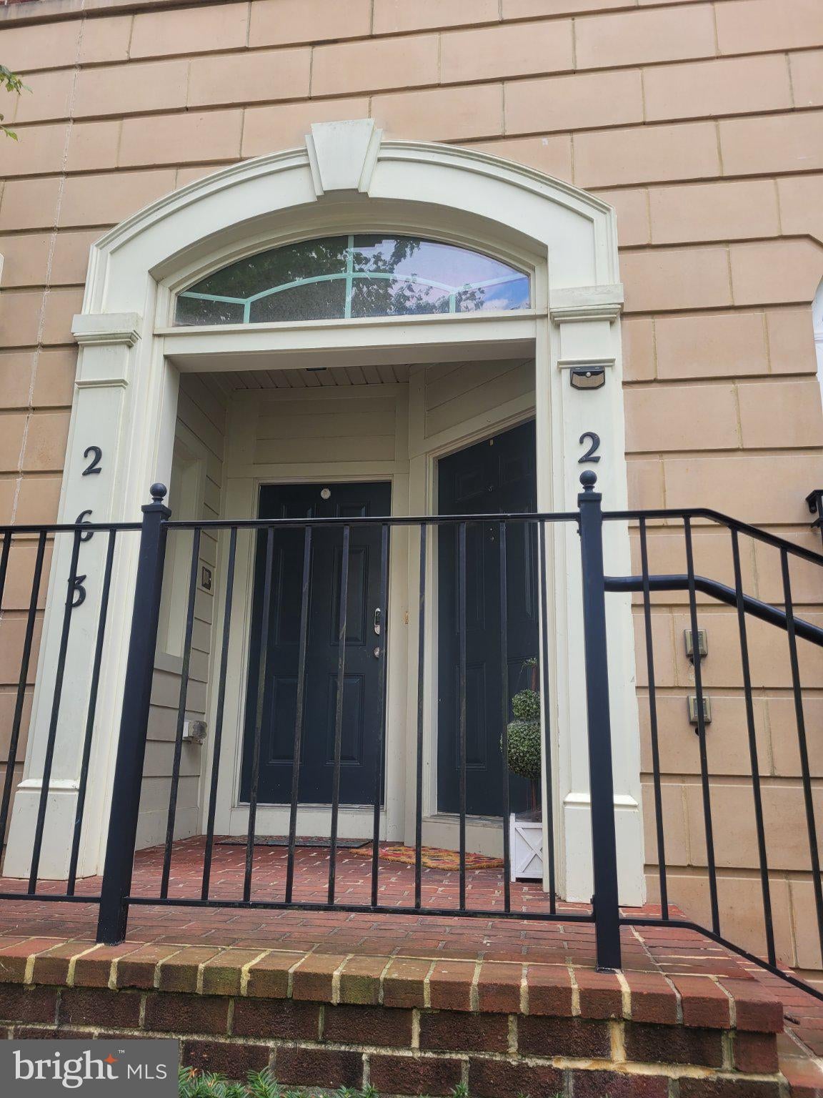 263 COMMUNITY CENTER AVENUE 263