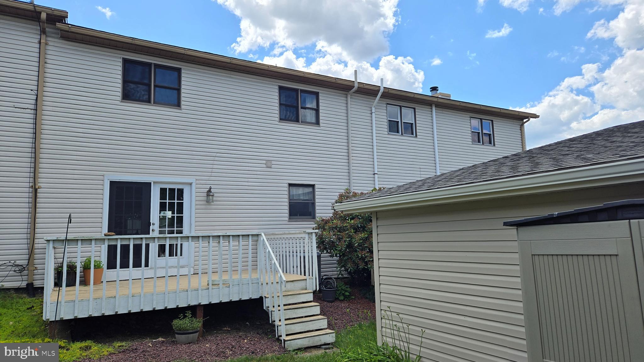 KENSINGTON HEIGHTS - Residential