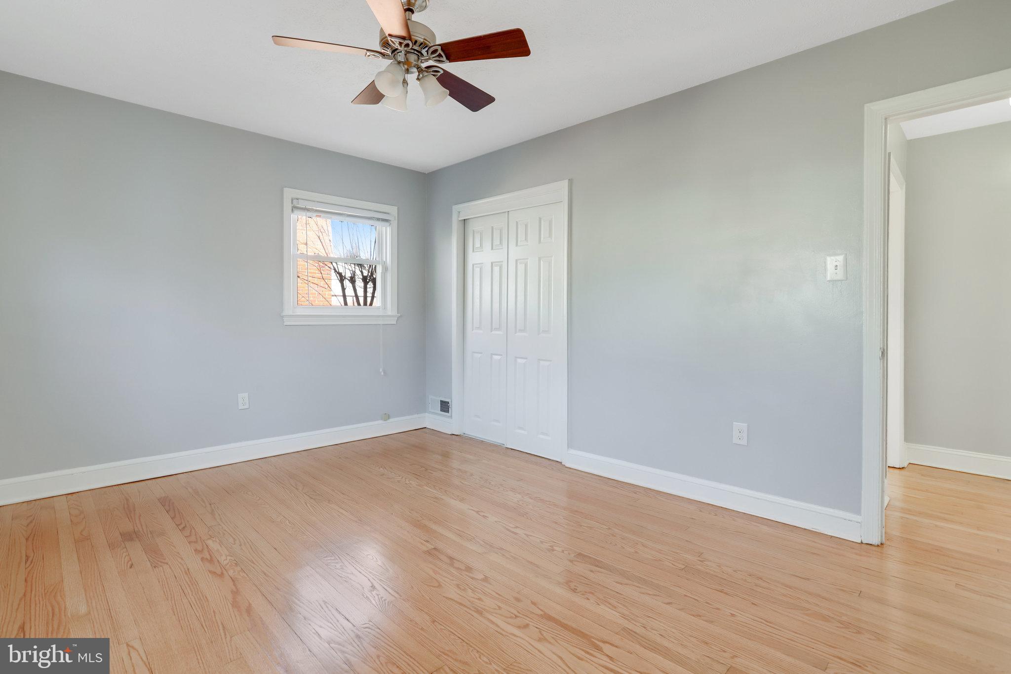 WAVERLY HILLS - Residential Lease