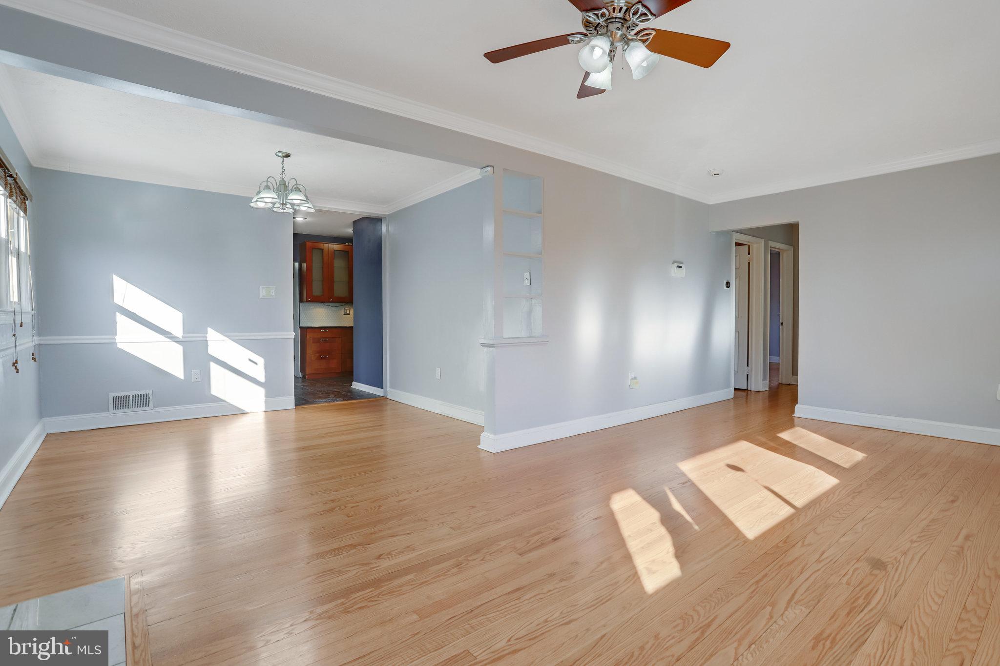 WAVERLY HILLS - Residential Lease