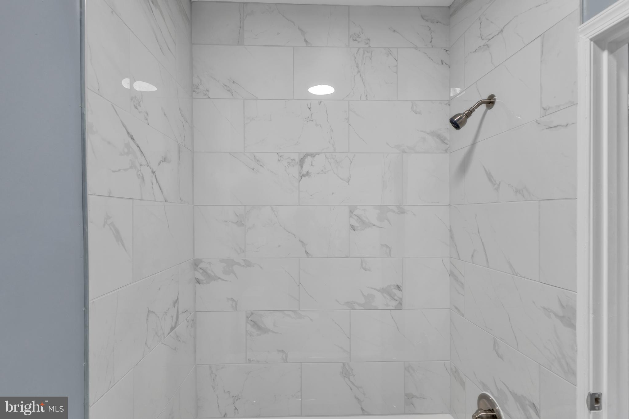 SHIPLEY HILL - Residential