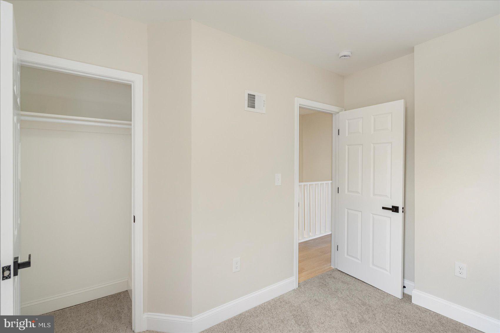 EVERGREEN LAWN - Residential